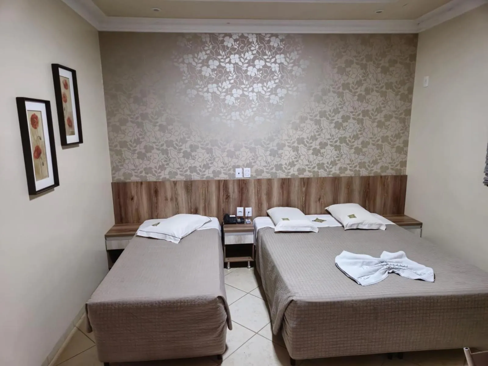 Bed in Dourados Center Hotel