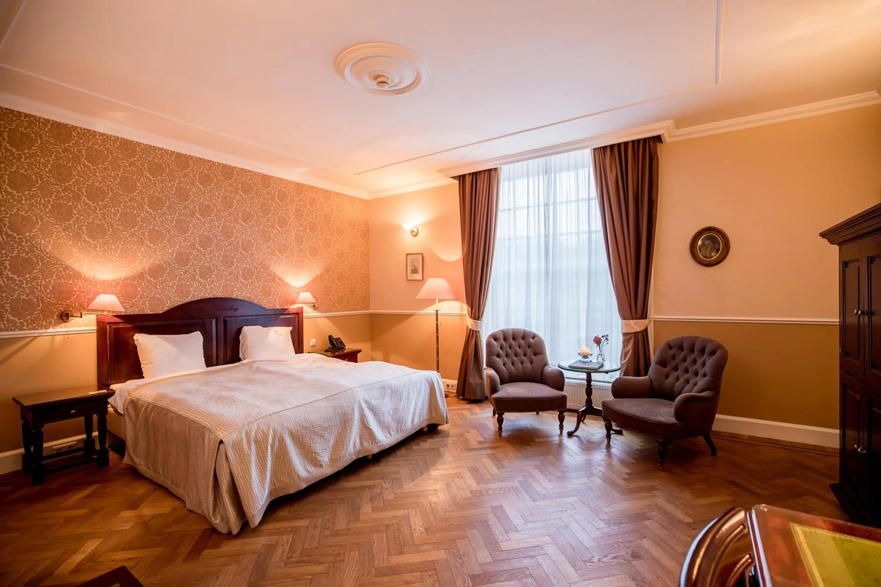 Bedroom, Bed in Kasteel de Wittenburg
