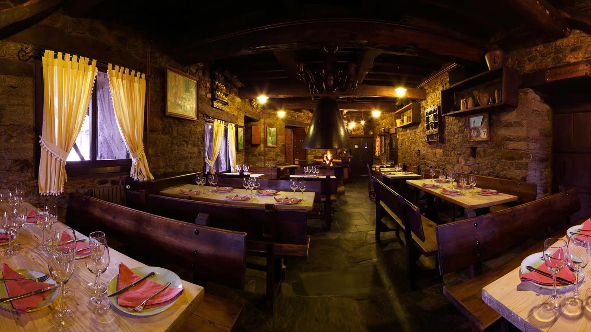 Restaurant/places to eat in La Moncloa de San Lazaro