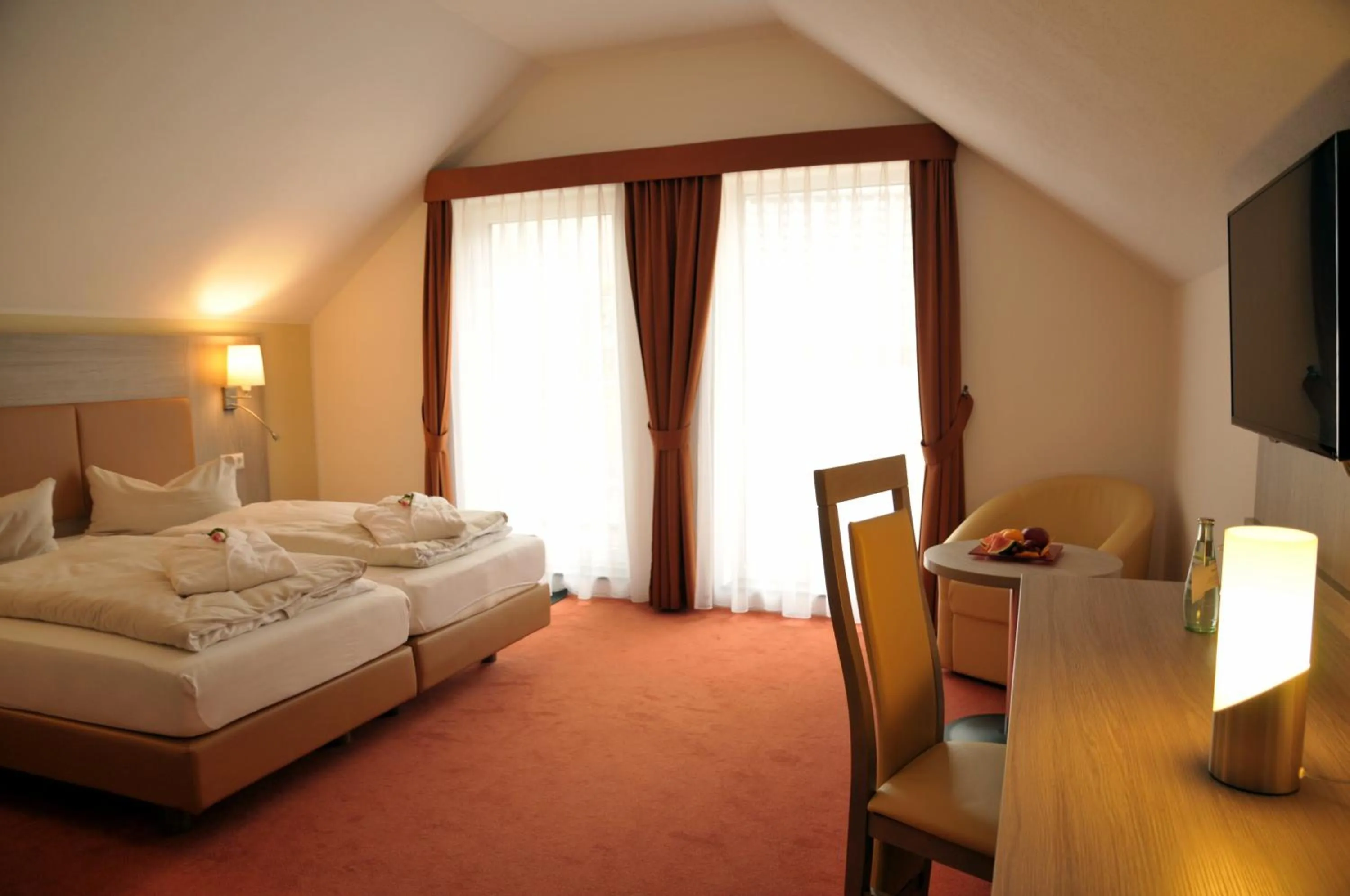 Photo of the whole room, Bed in Vulkanhotel balance&selfness ***S