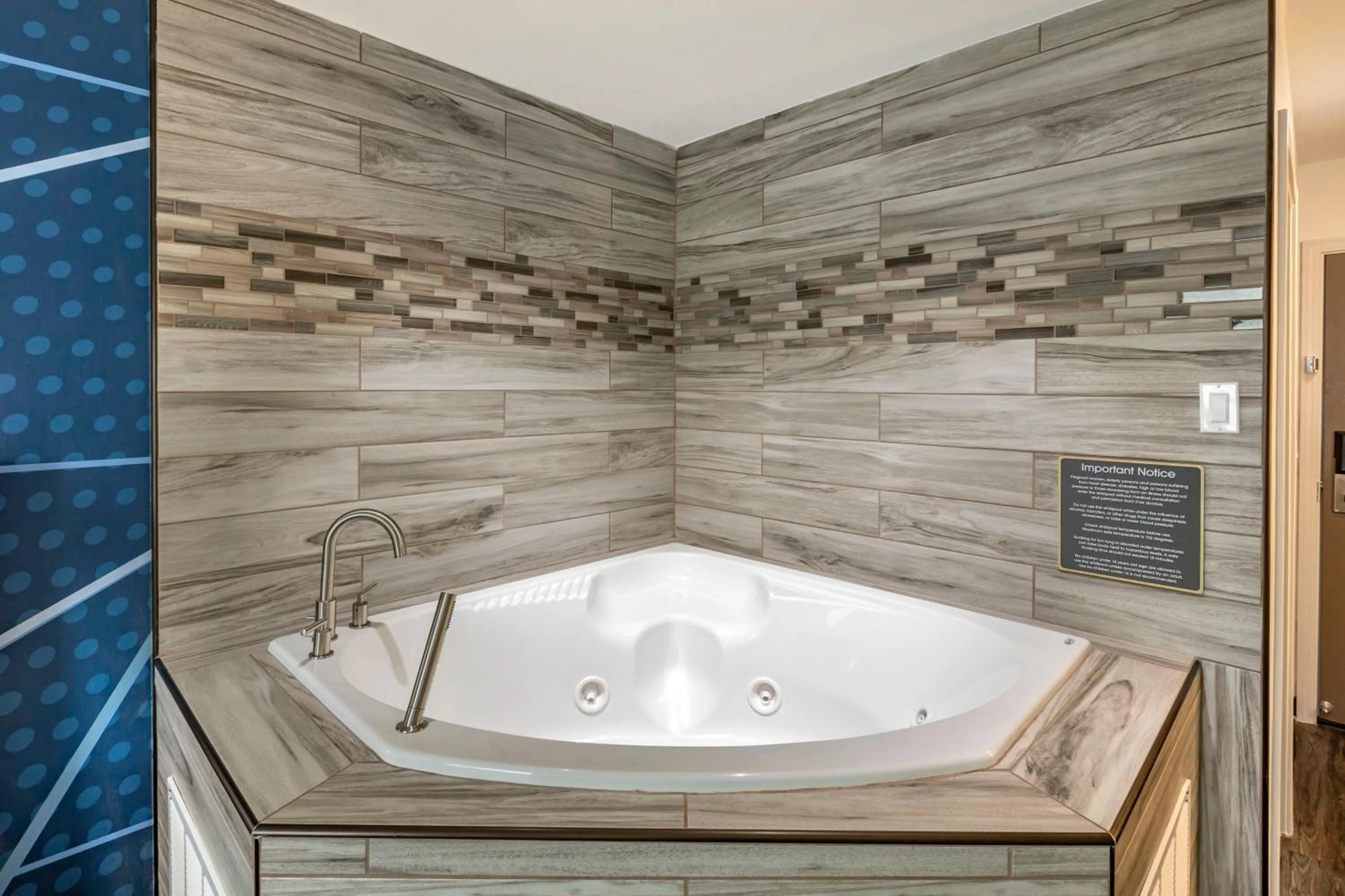 Massage in Comfort Inn Mount Pleasant - Racine