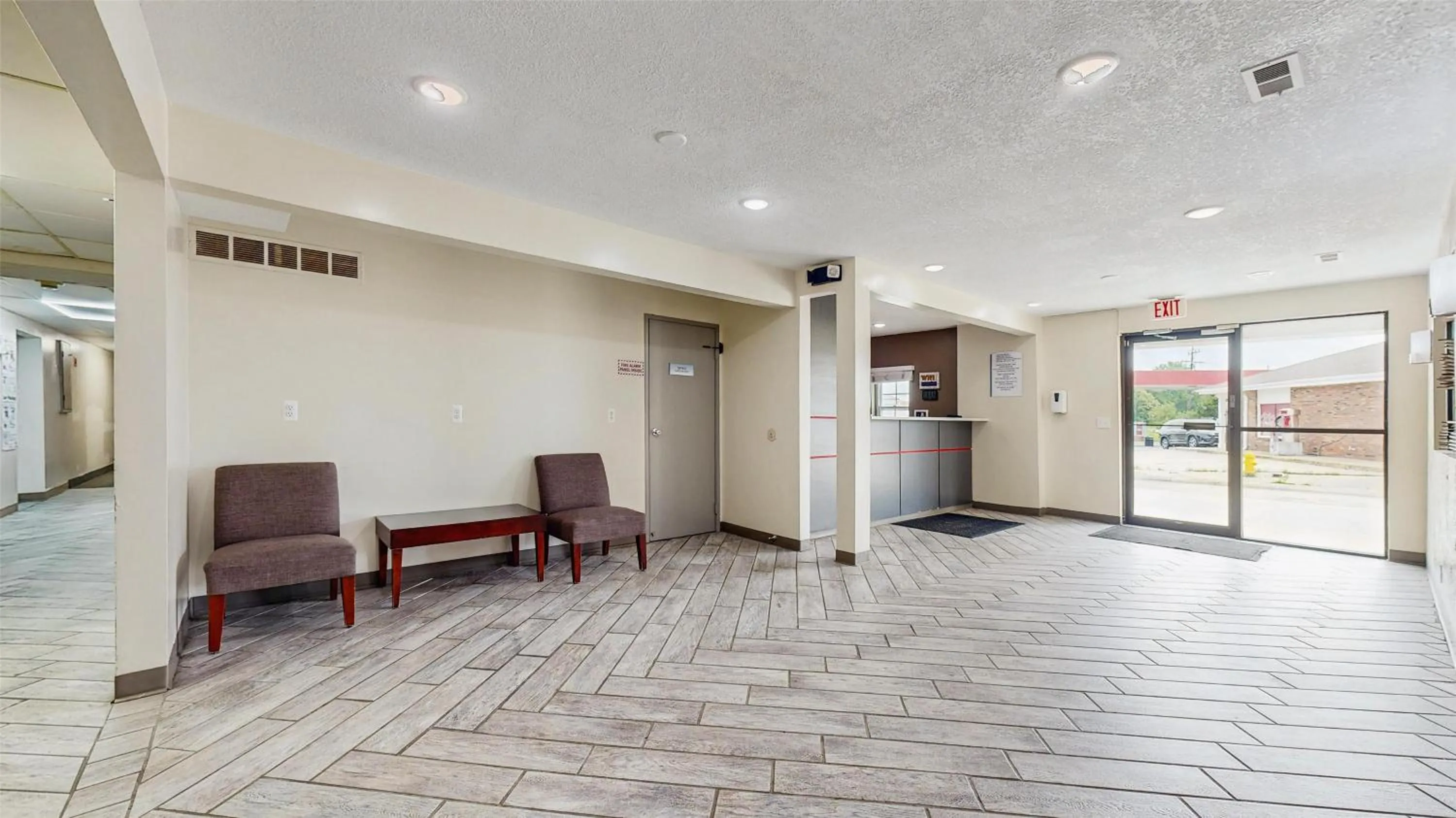 Lobby or reception in Red Lion Inn & Suites Olathe Kansas City