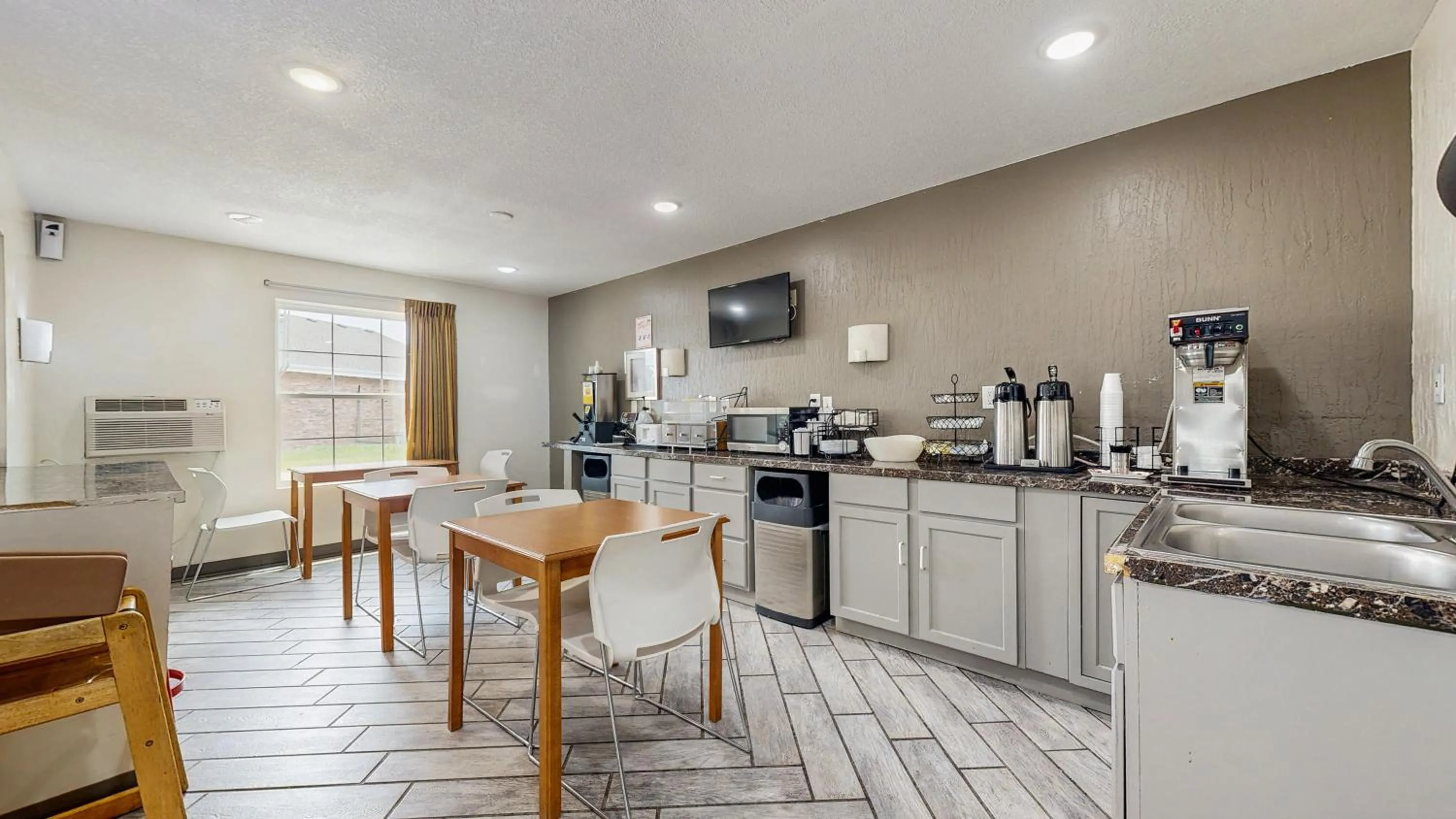 Red Lion Inn & Suites Olathe Kansas City