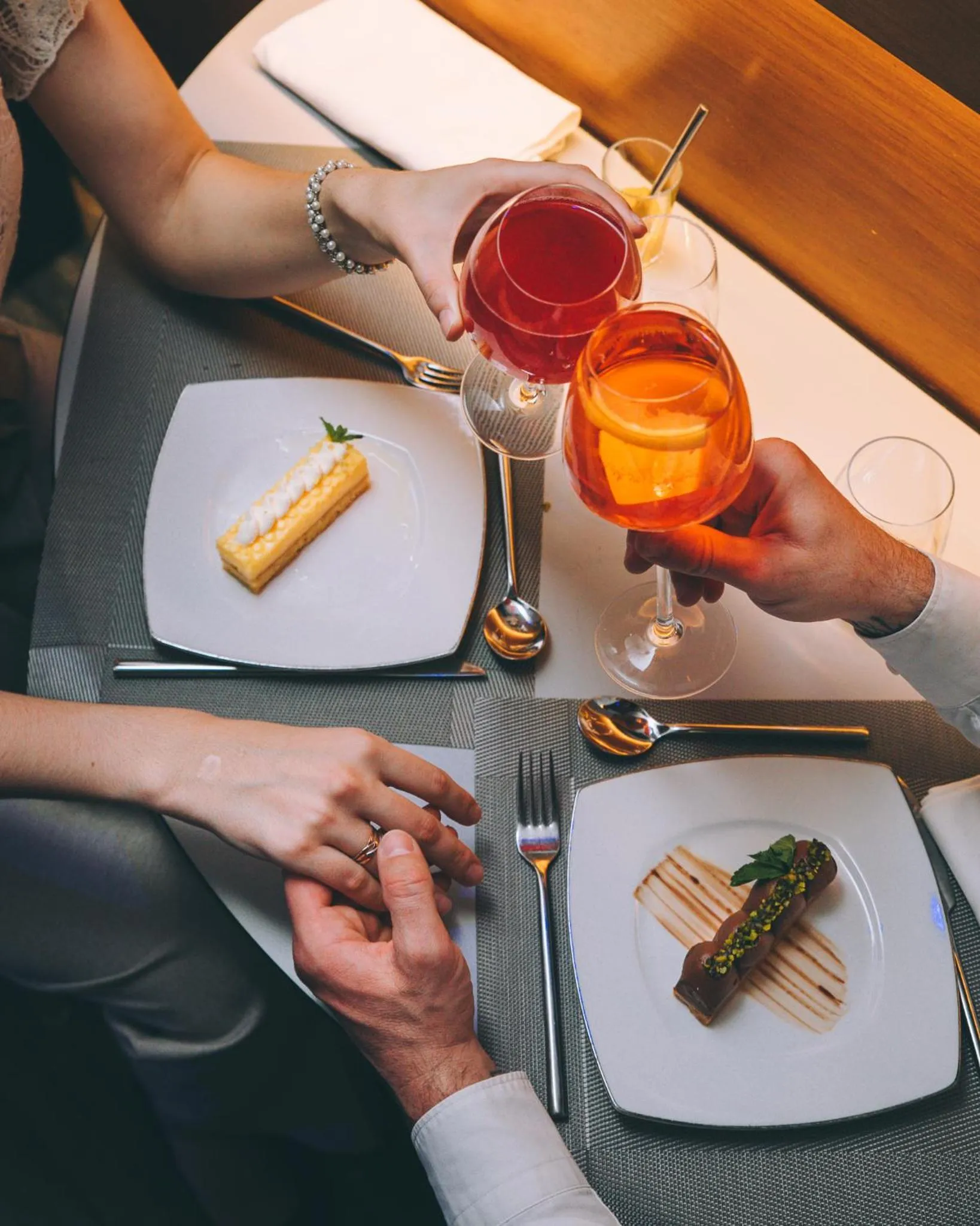 Food in VIP Paris Yacht Hôtel & Spa