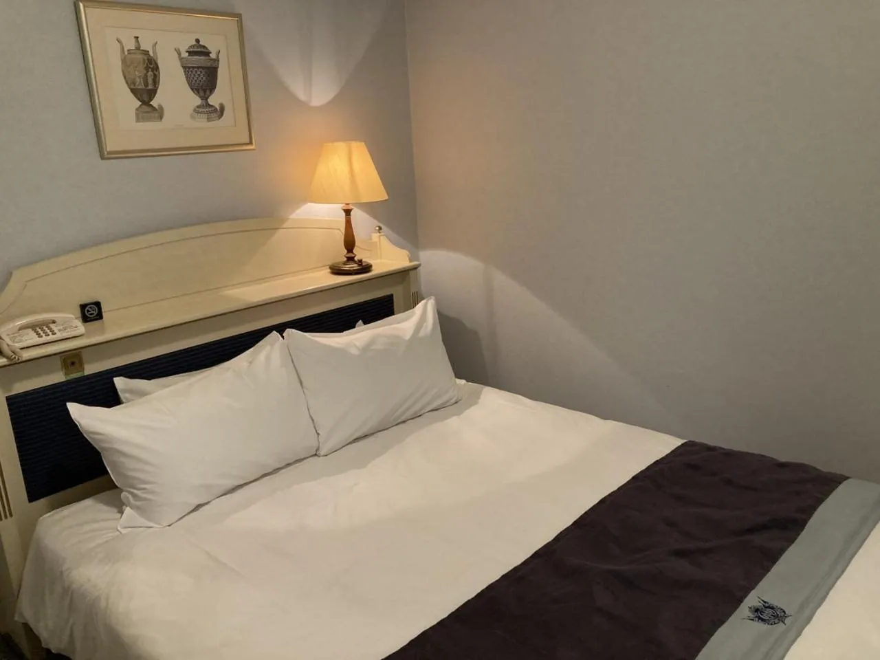 Bed in Hotel Monterey Osaka