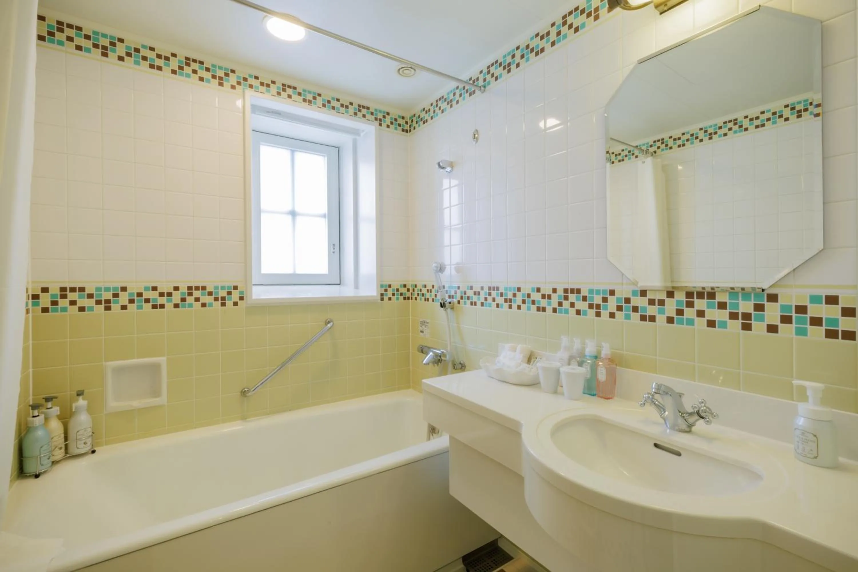 Photo of the whole room in Hotel Monterey Sendai