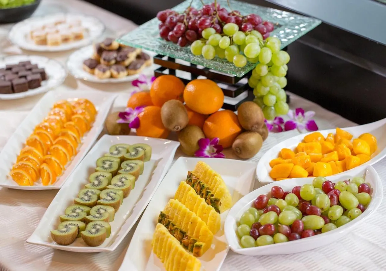 Buffet breakfast in Hotel Monterey Hanzomon