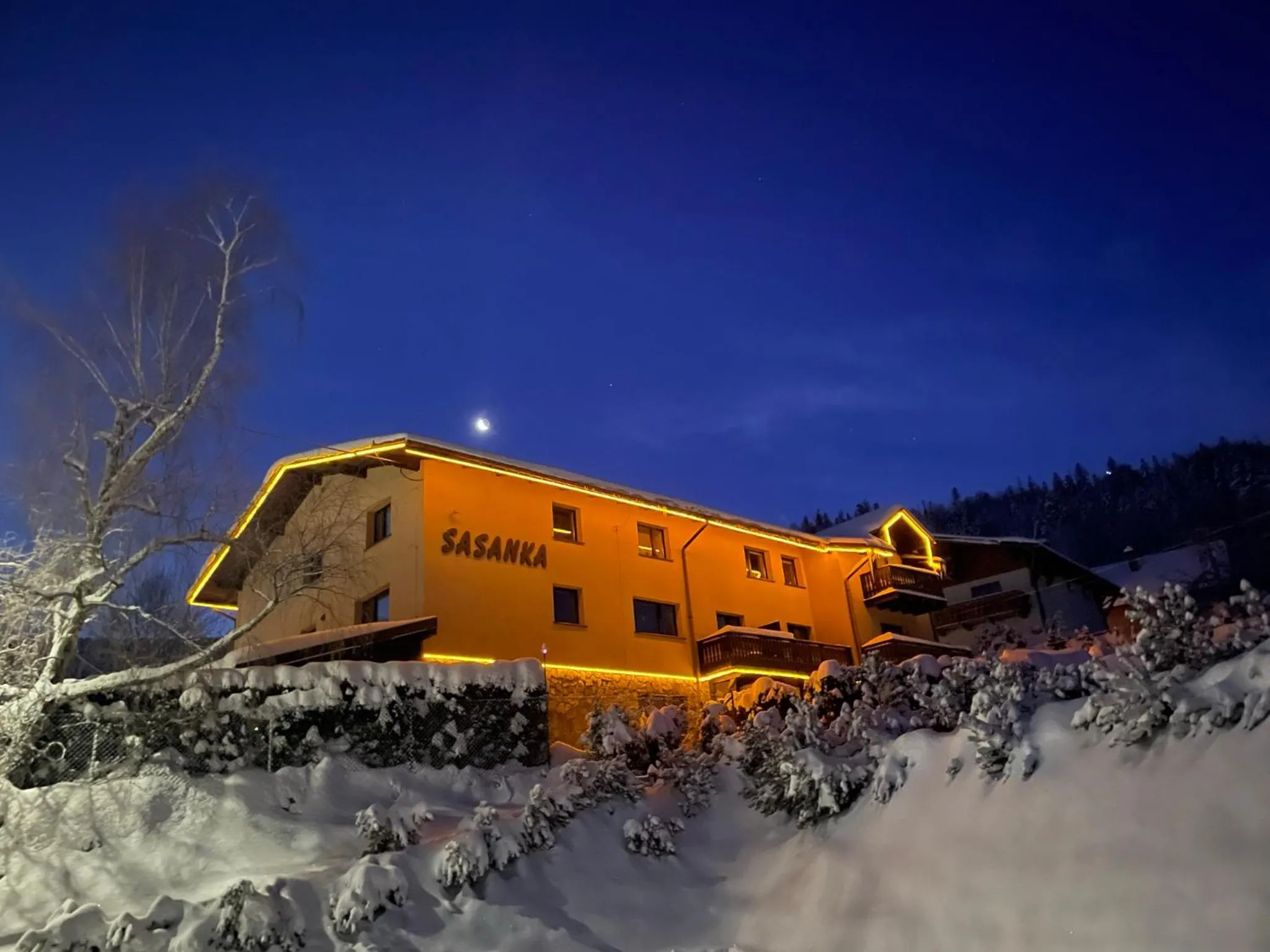 Property building in Sasanka przy Gondoli