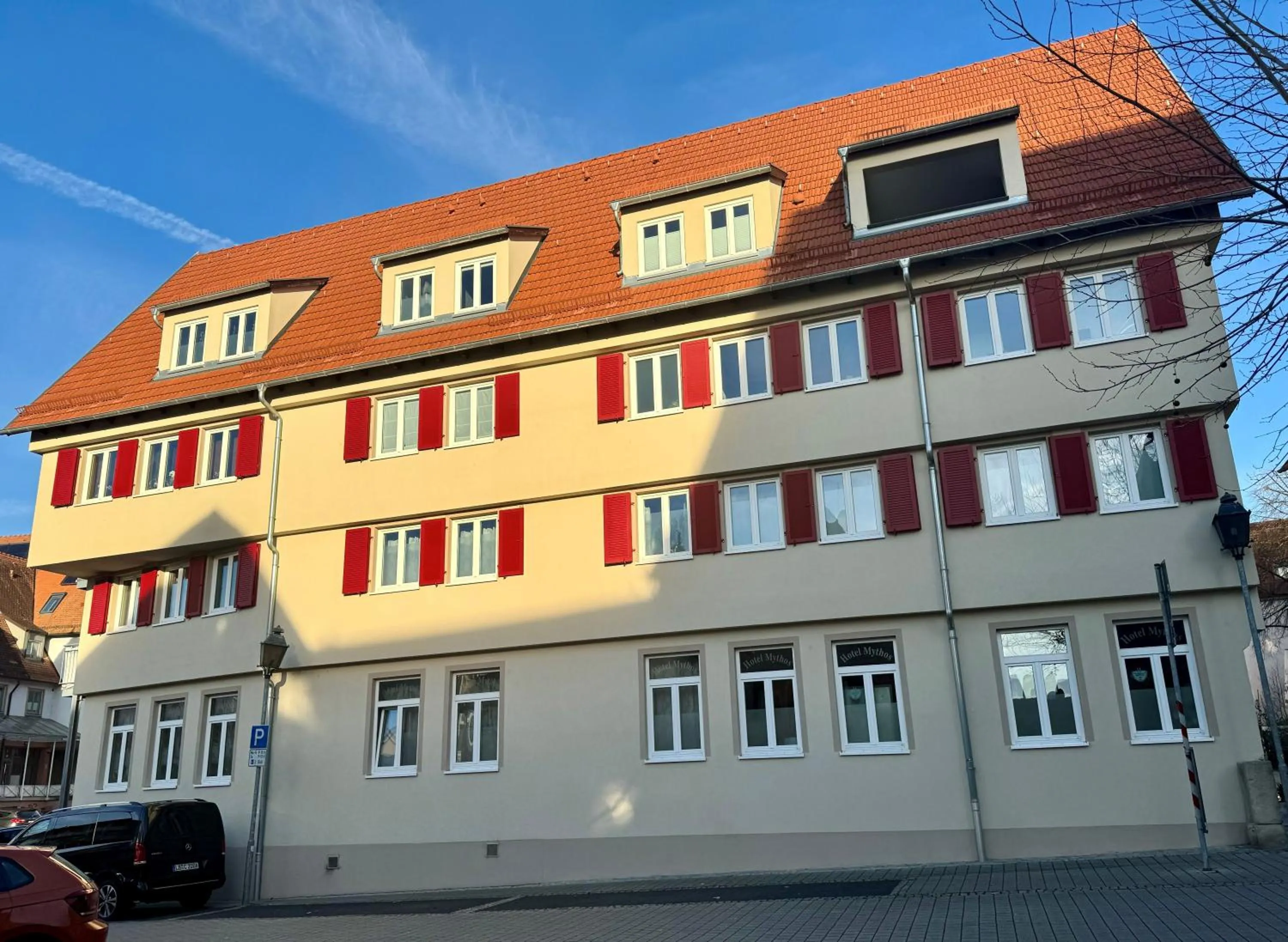 Property building in Hotel "Mythos Apartments" alle Zimmer mit Kochnische, Apartments mit Küche!