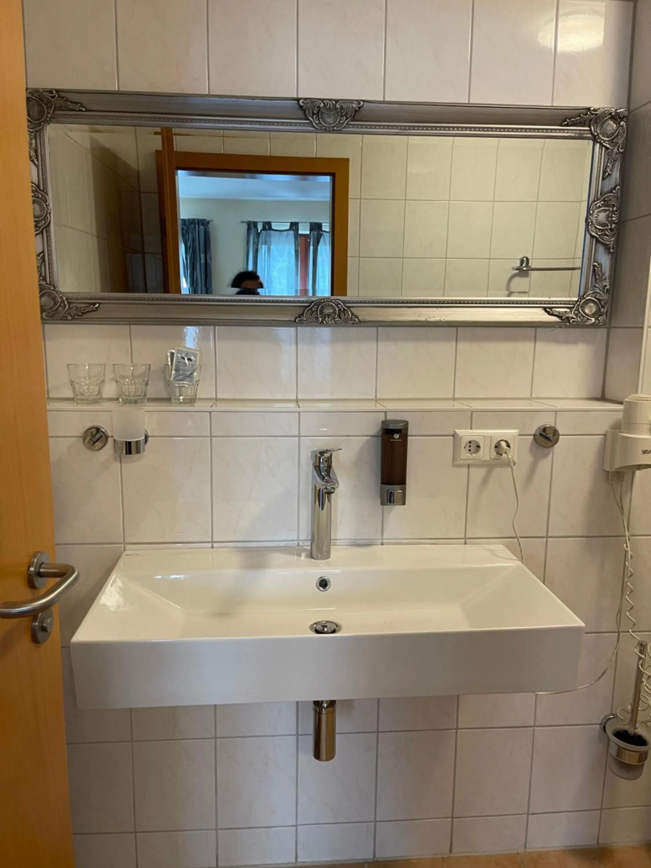 Bathroom in Hotel "Mythos Apartments" alle Zimmer mit Kochnische, Apartments mit Küche!