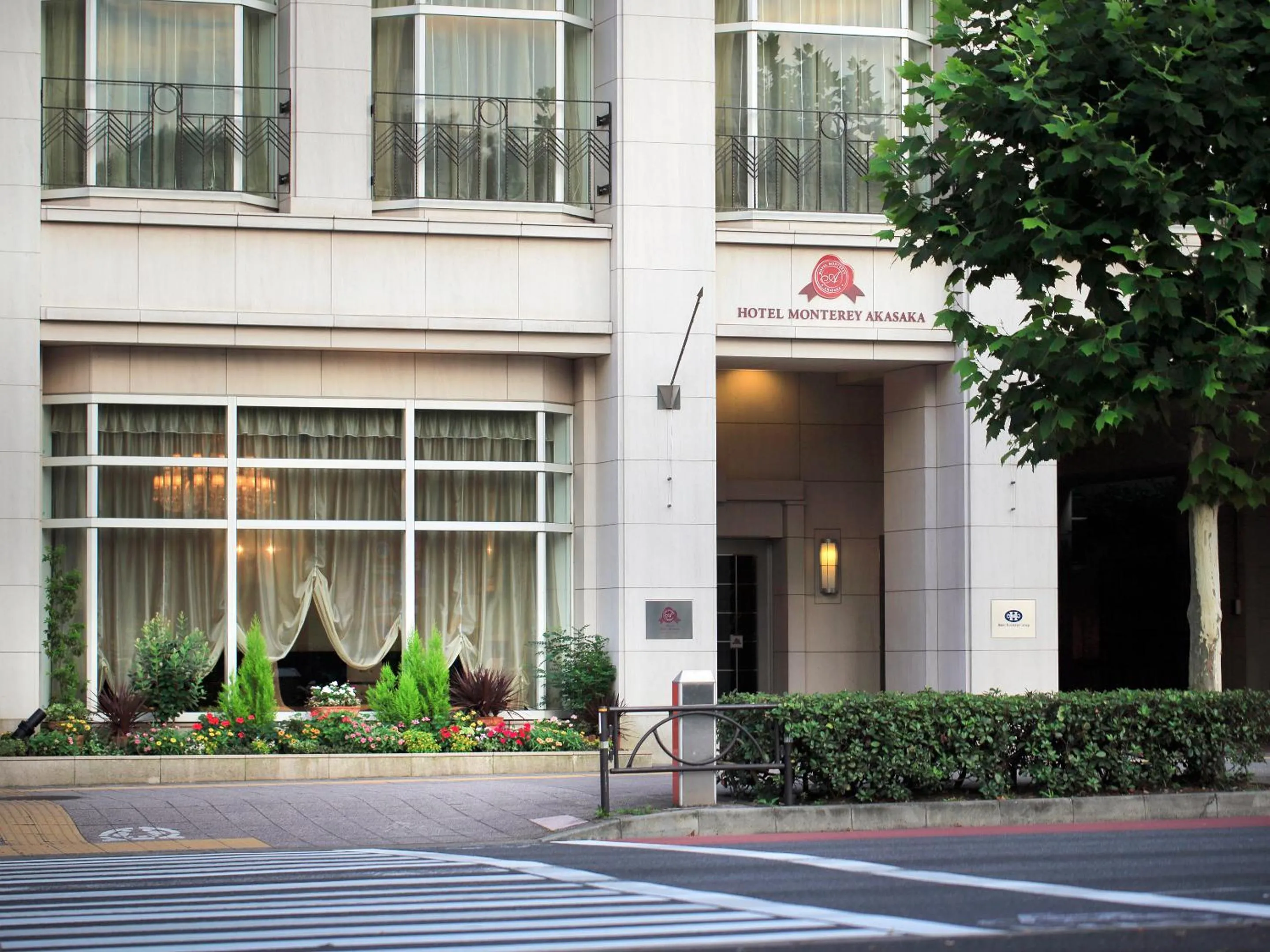 Facade/entrance in Hotel Monterey Akasaka