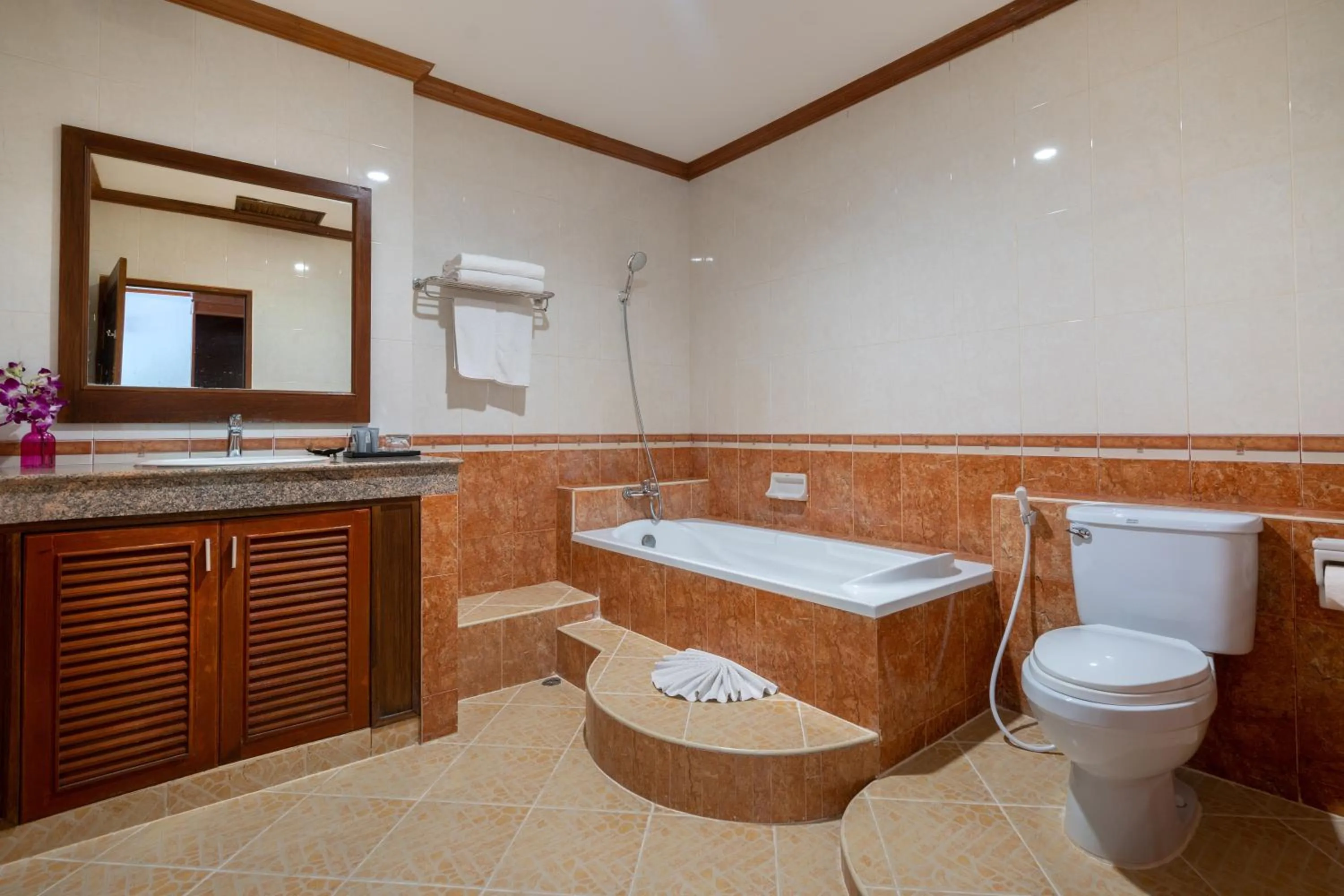 Bathroom in Memory Karon Resort