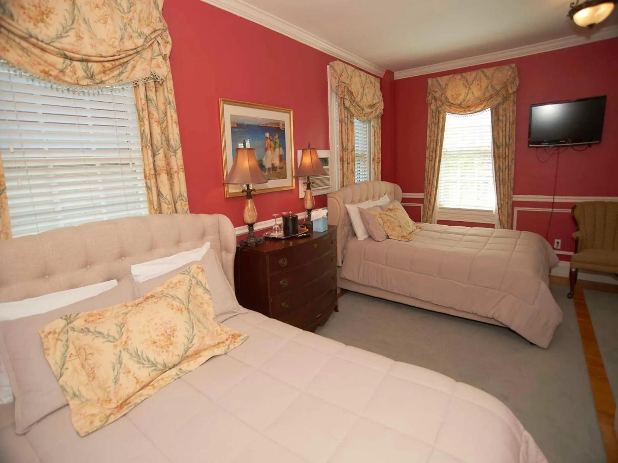 Bed in Bellevue Manor