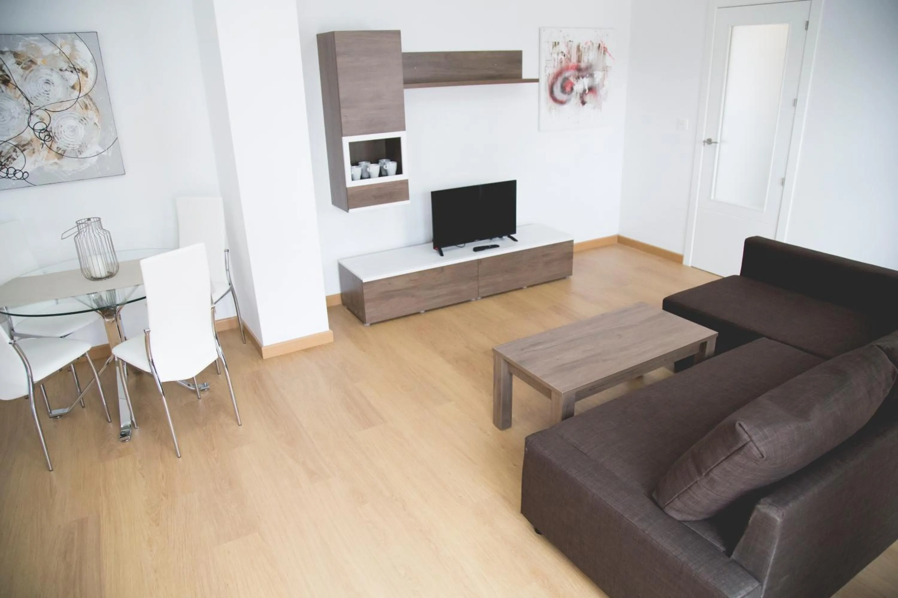 Dining area in Be Free Granada