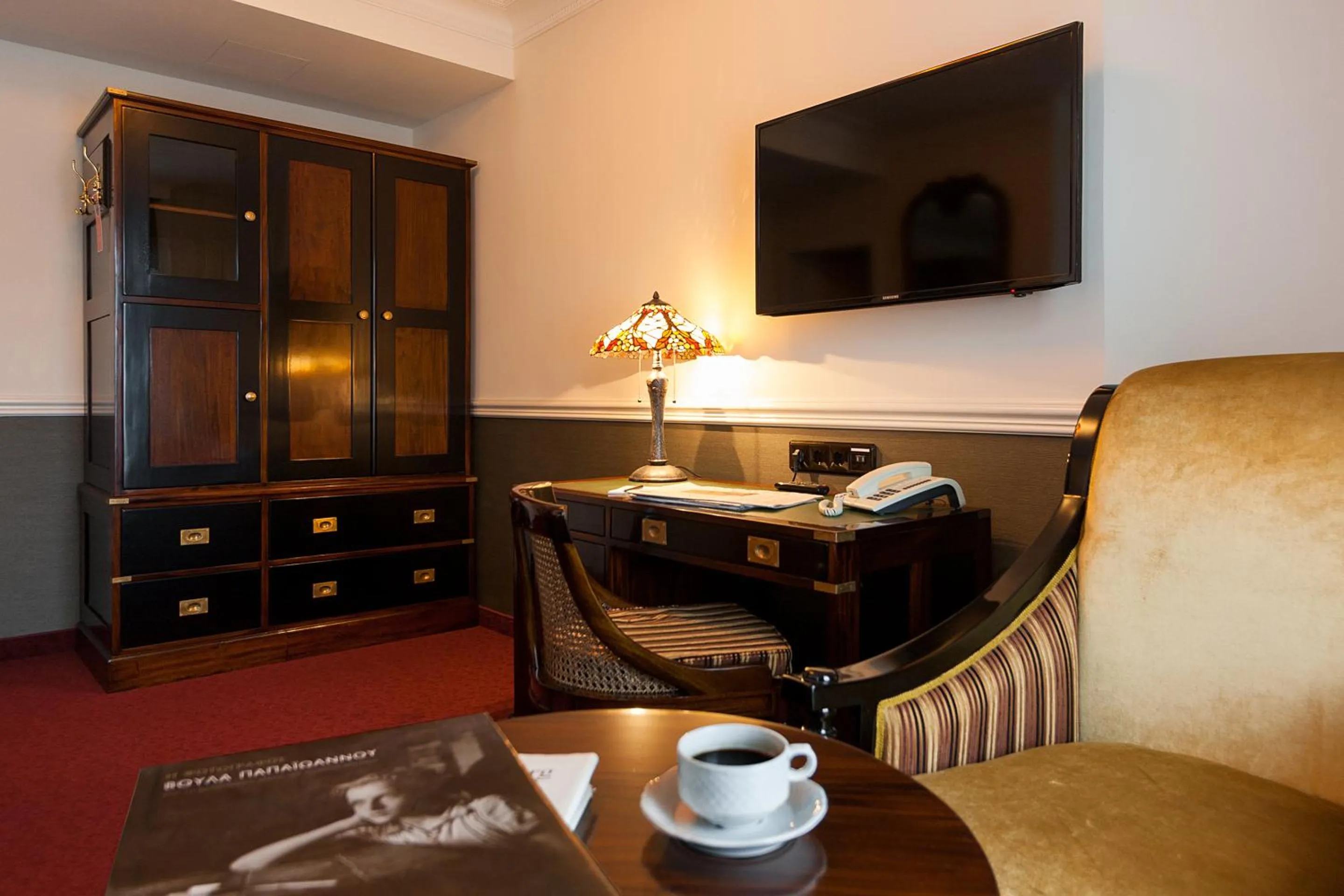 Seating area in Myer's Hotel Berlin