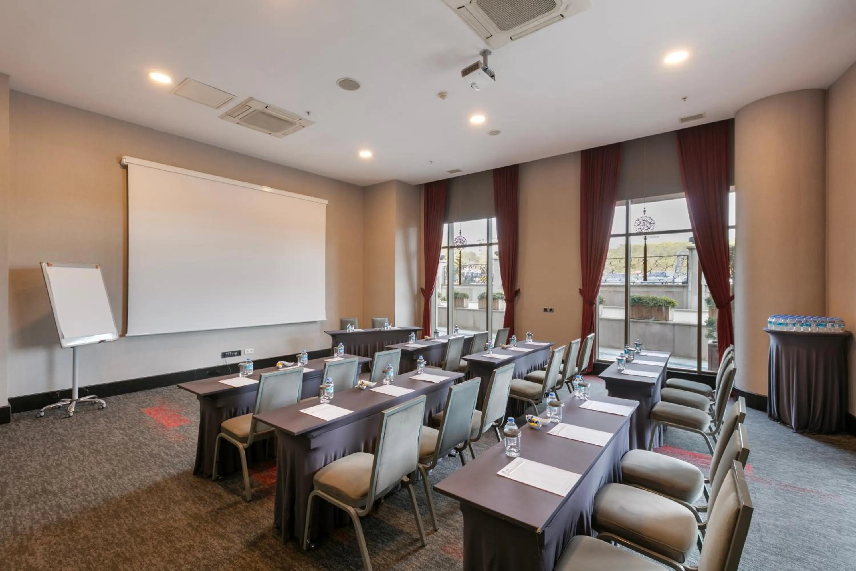 Meeting/conference room in Limak Eurasia Luxury Hotel
