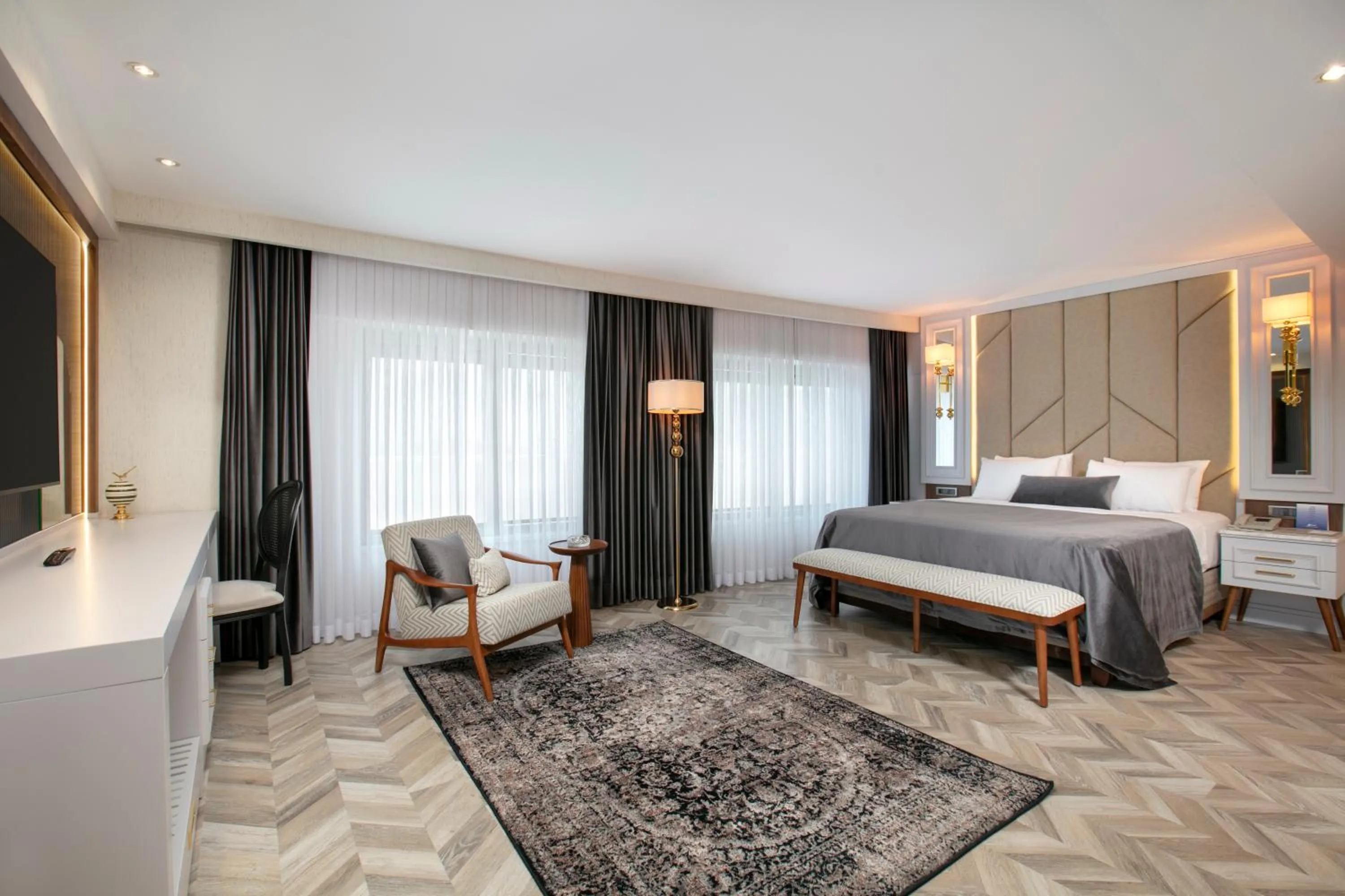 Bed in Limak Eurasia Luxury Hotel