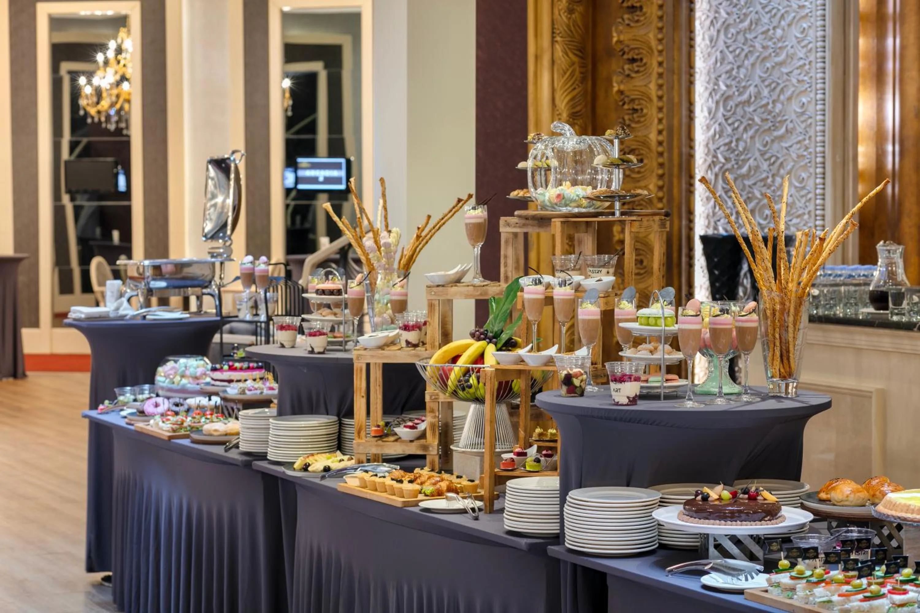 Food and drinks in Limak Eurasia Luxury Hotel