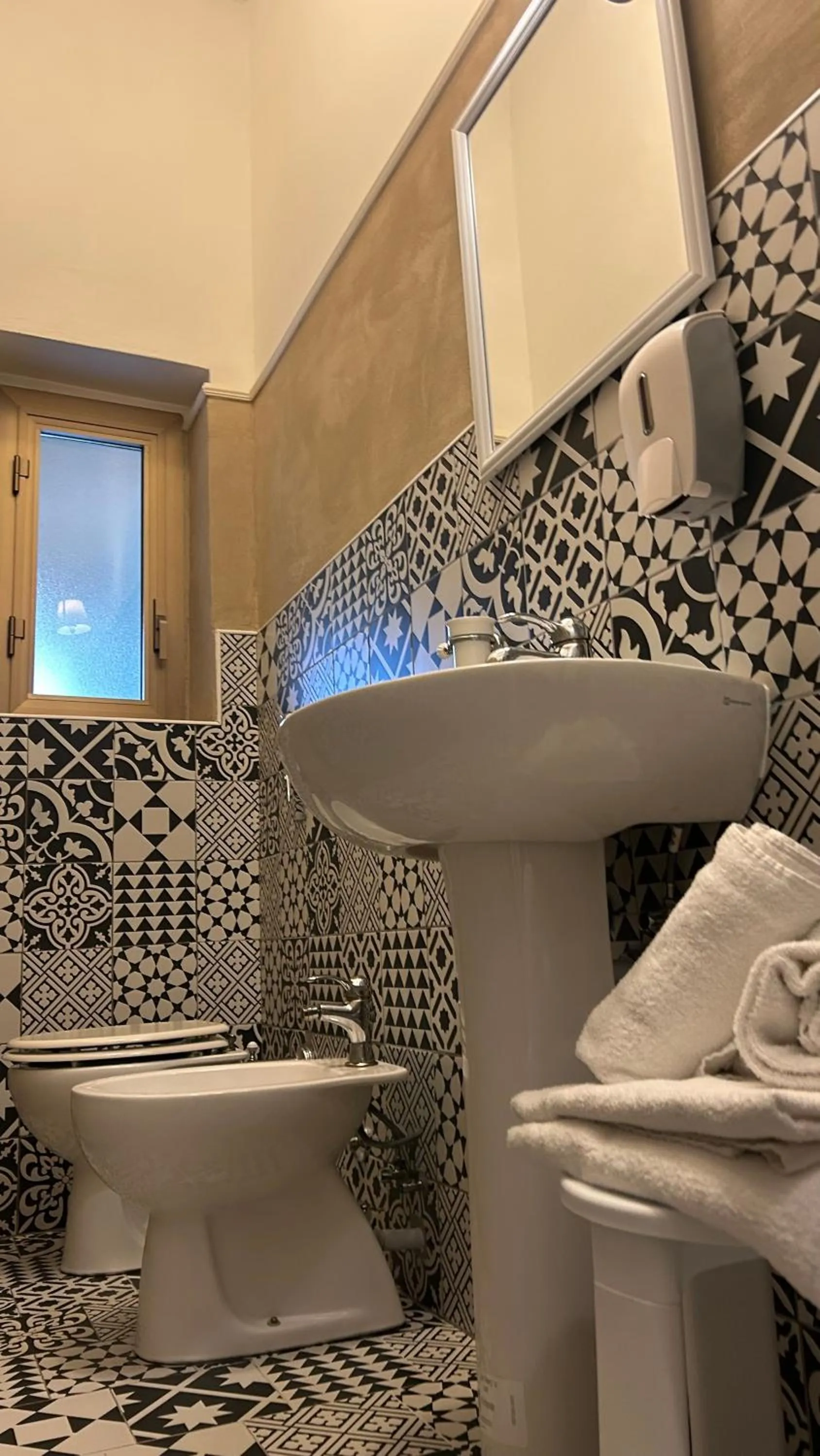 Bathroom in Boutique Hotel Calais Milano