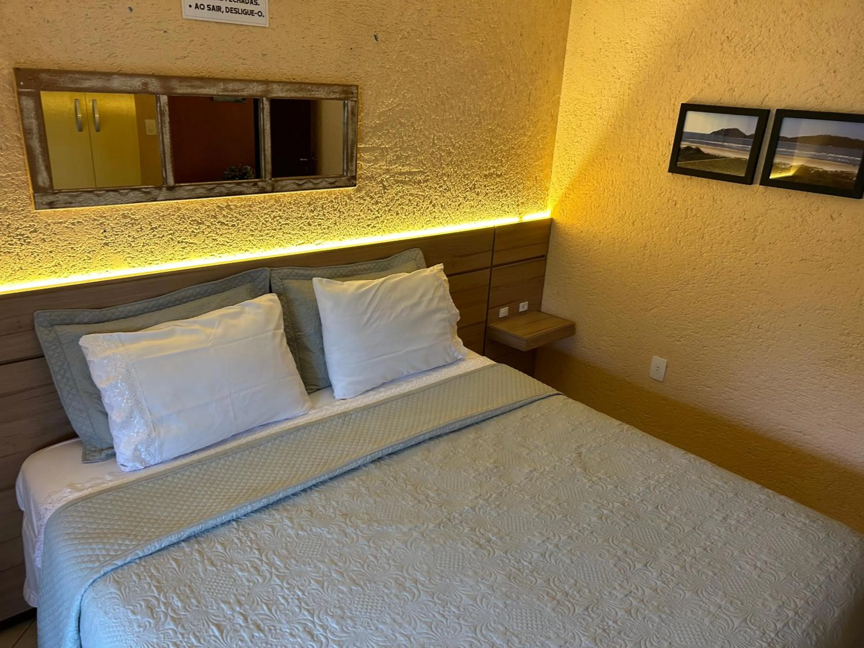 Bed in Pousada Santa Genoveva campeche