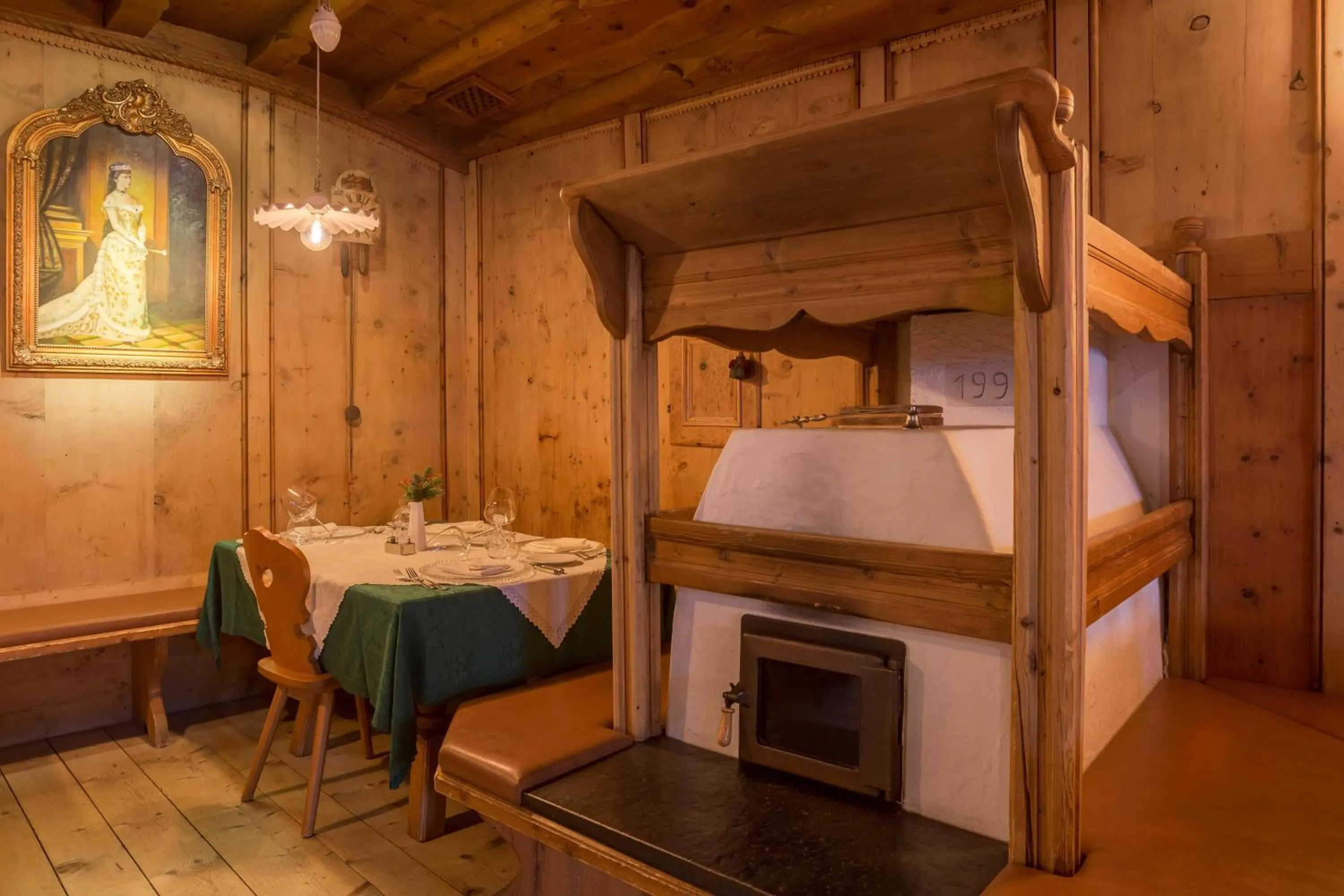 Historic Hotel Ristorante La Stua