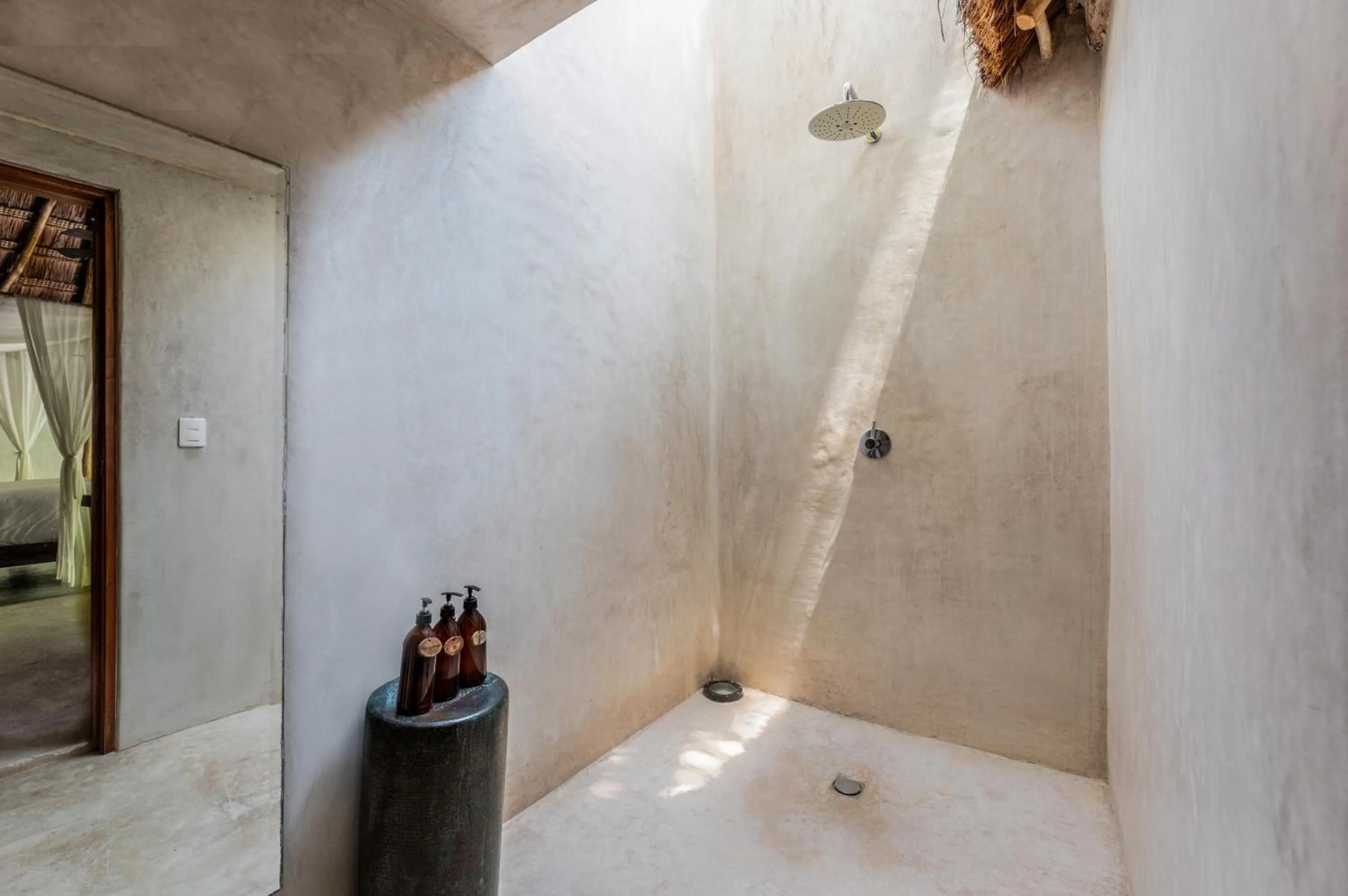 Shower in La Valise Tulum, Member of Small Luxury Hotels