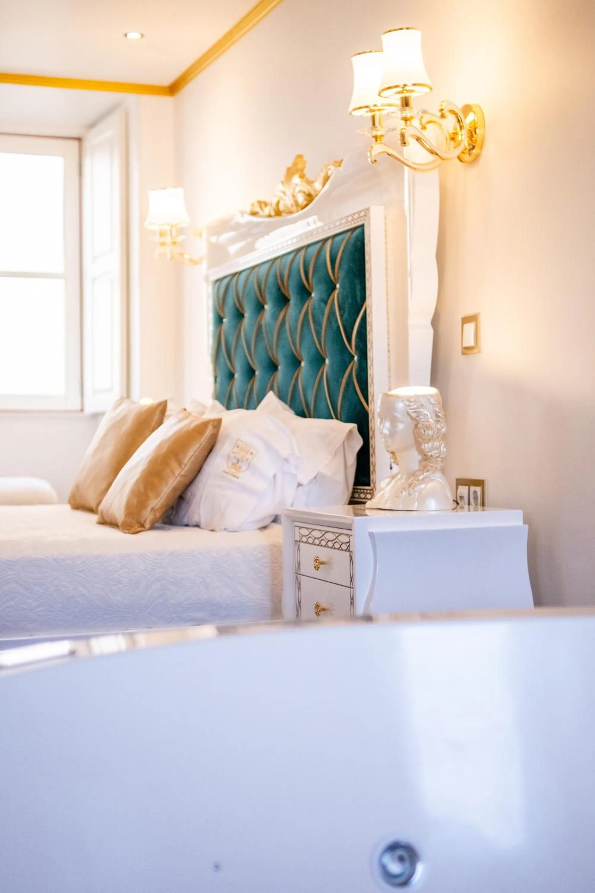 Bed in Solar Antigo Luxury Coimbra