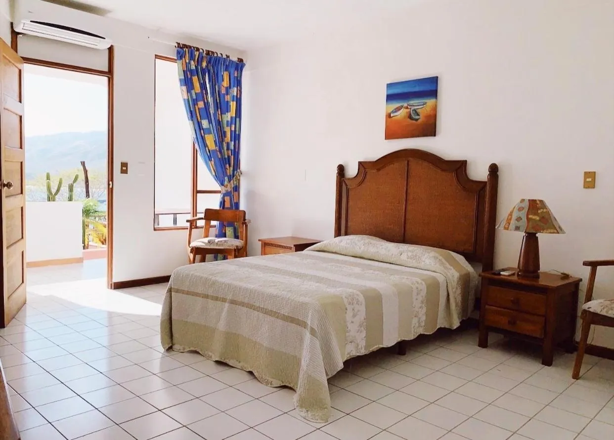 Bed in Flamingo Marina Hotel