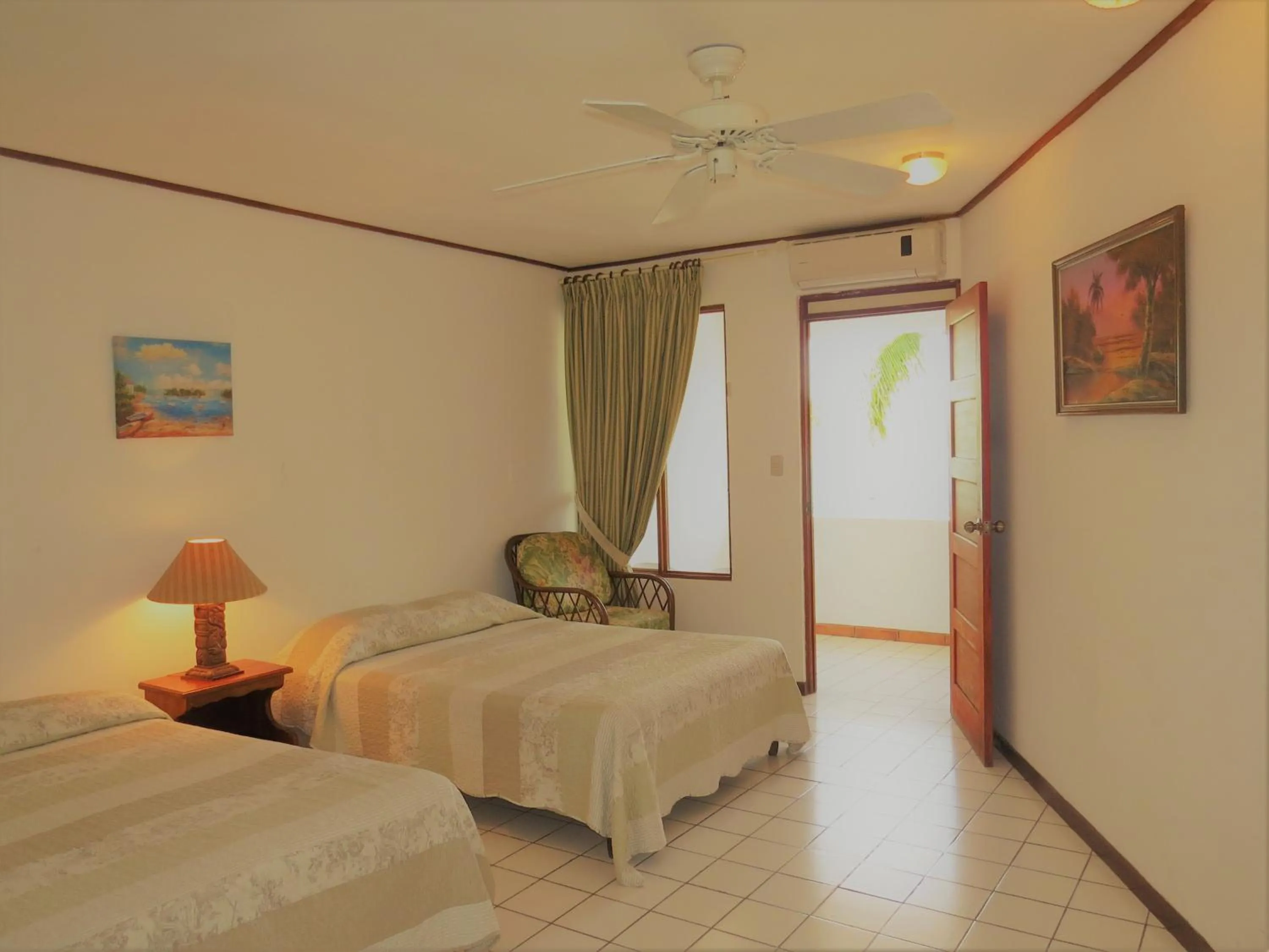 Bed in Flamingo Marina Hotel