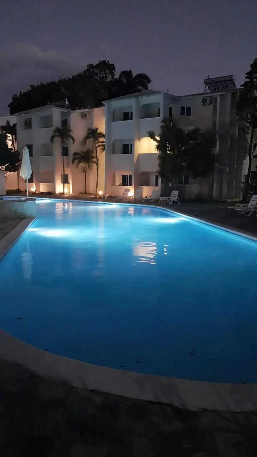 Property building in Tropical Casa Laguna