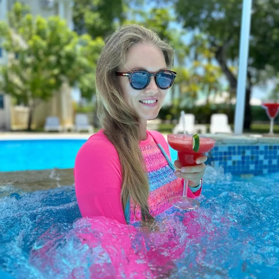 Swimming pool in Tropical Casa Laguna
