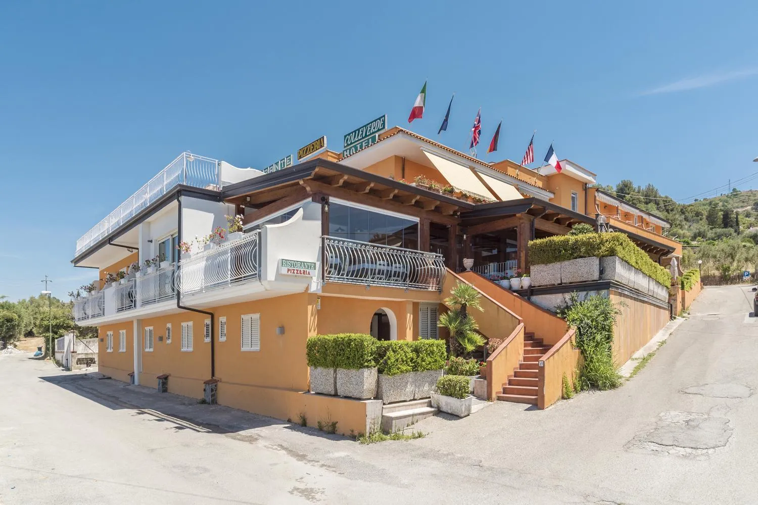 Property building in Hotel Ristorante Colleverde
