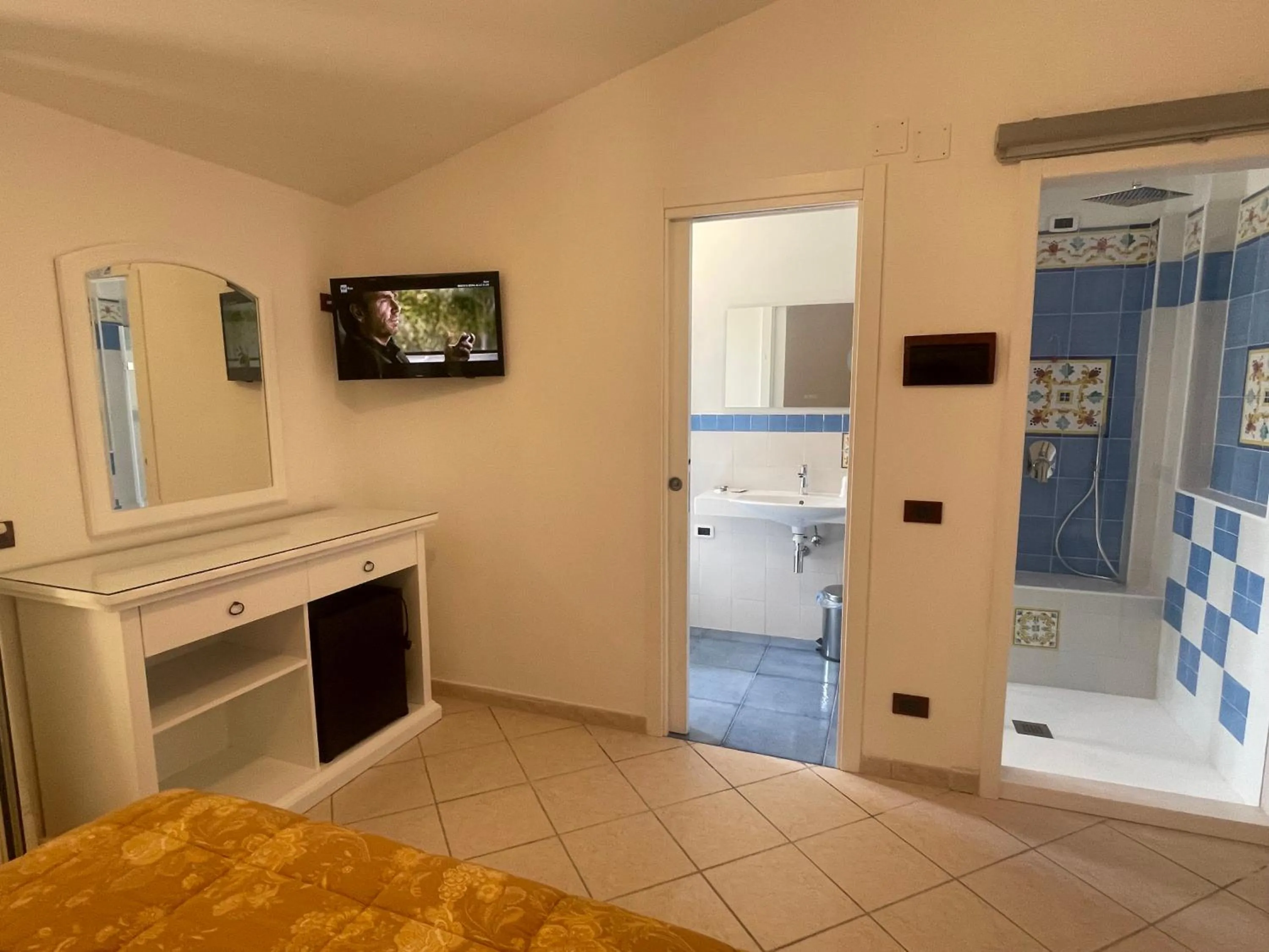 Shower in Hotel Ristorante Colleverde