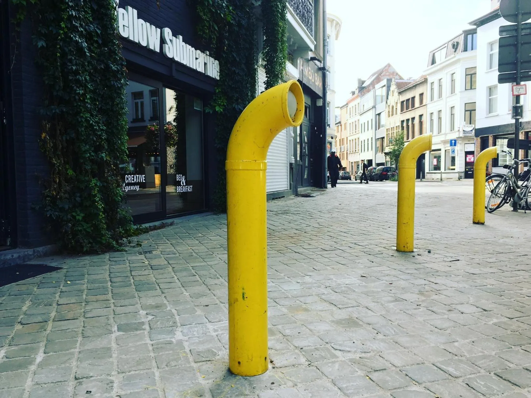 Facade/entrance in B&B Yellow Submarine