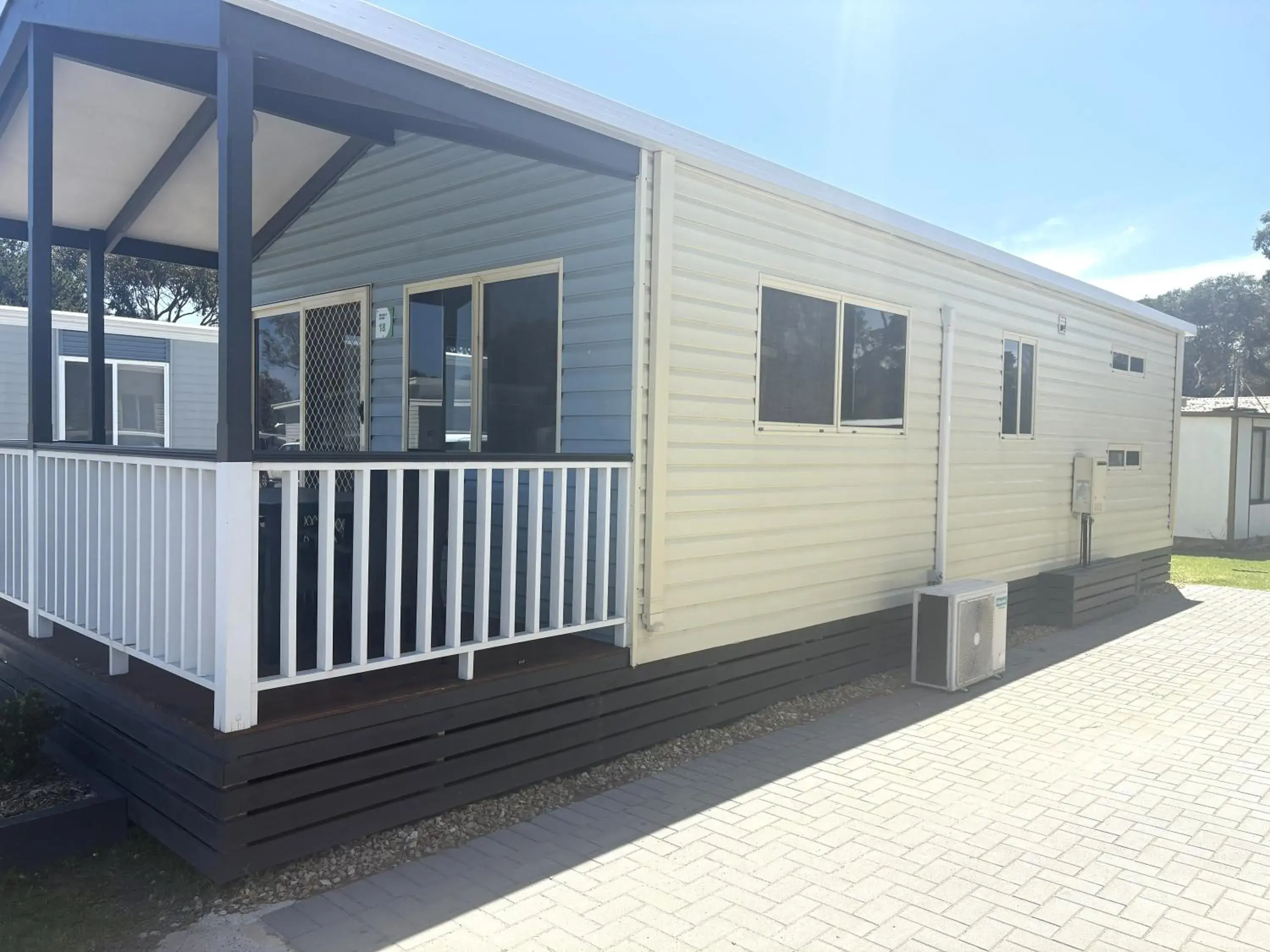 Deluxe Poolside Two-Bedroom Cabin in Victor Harbor Holiday Park Deluxe Poolside Two-Bedroom Cabin in Victor Harbor Holiday Park