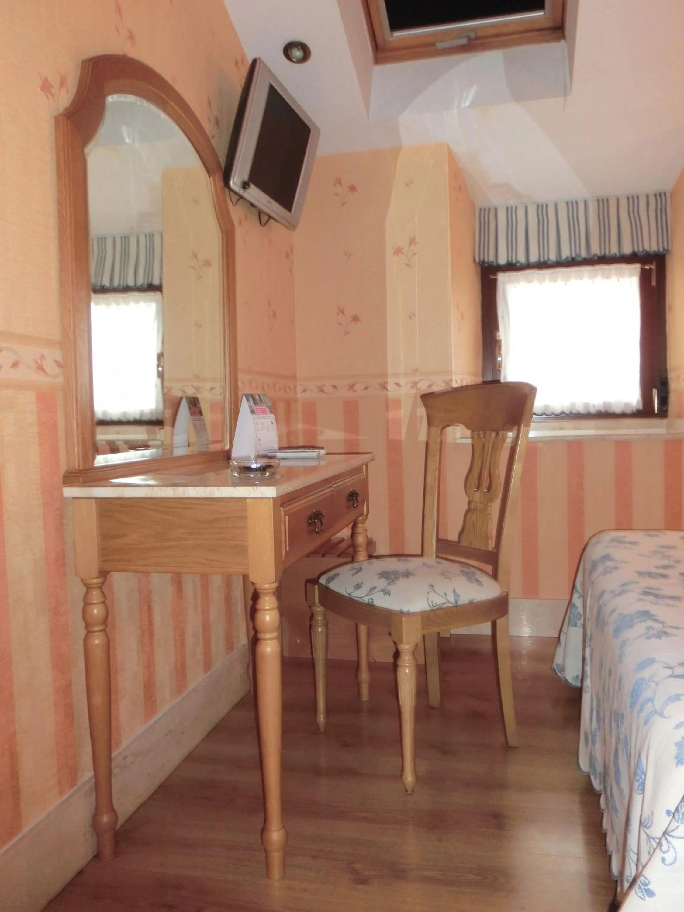 Seating area in Hotel Las Ruedas