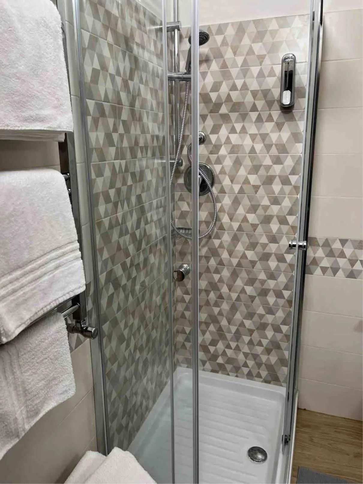 Bathroom in Pisani Hotel