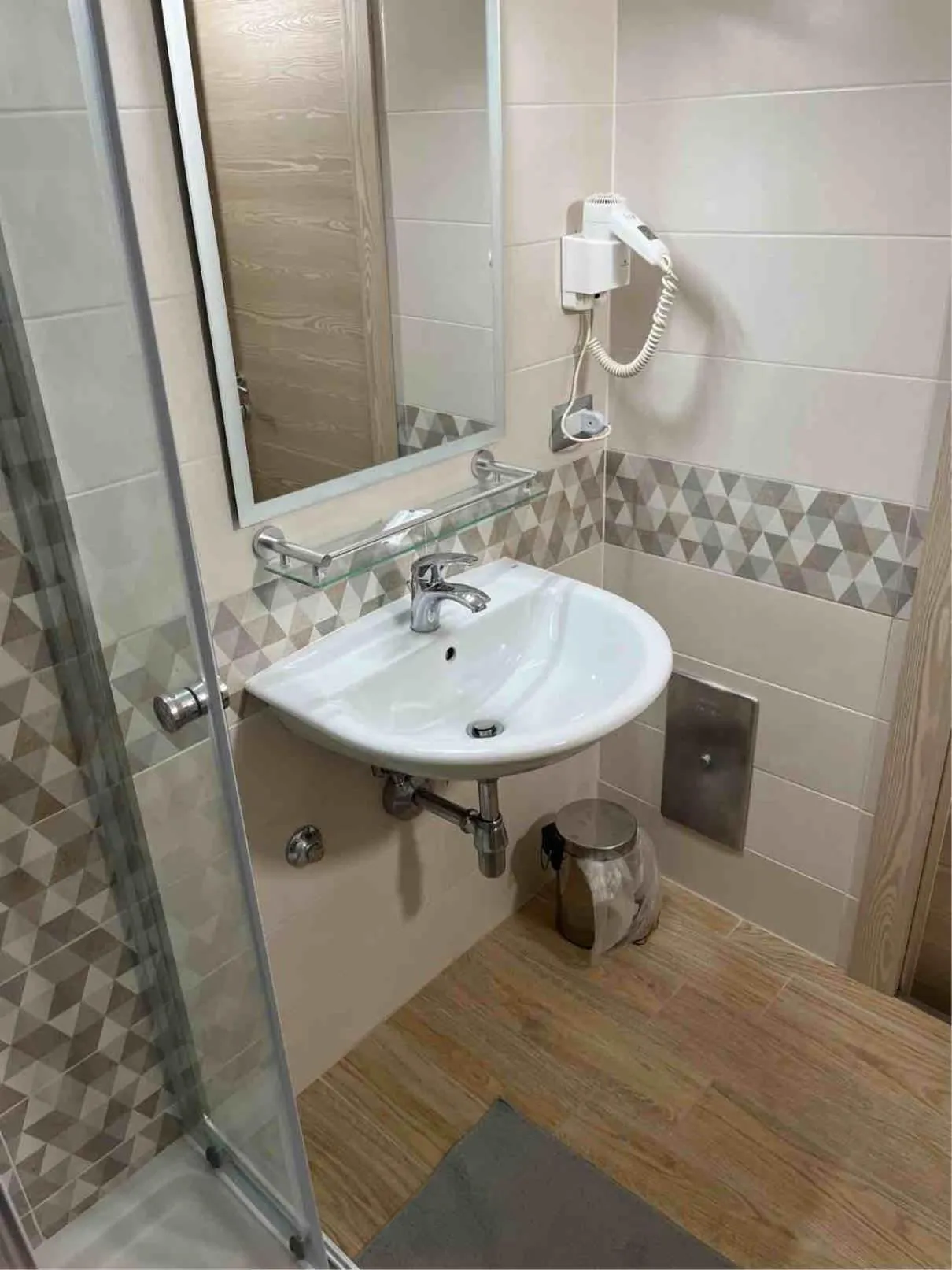 Bathroom in Pisani Hotel