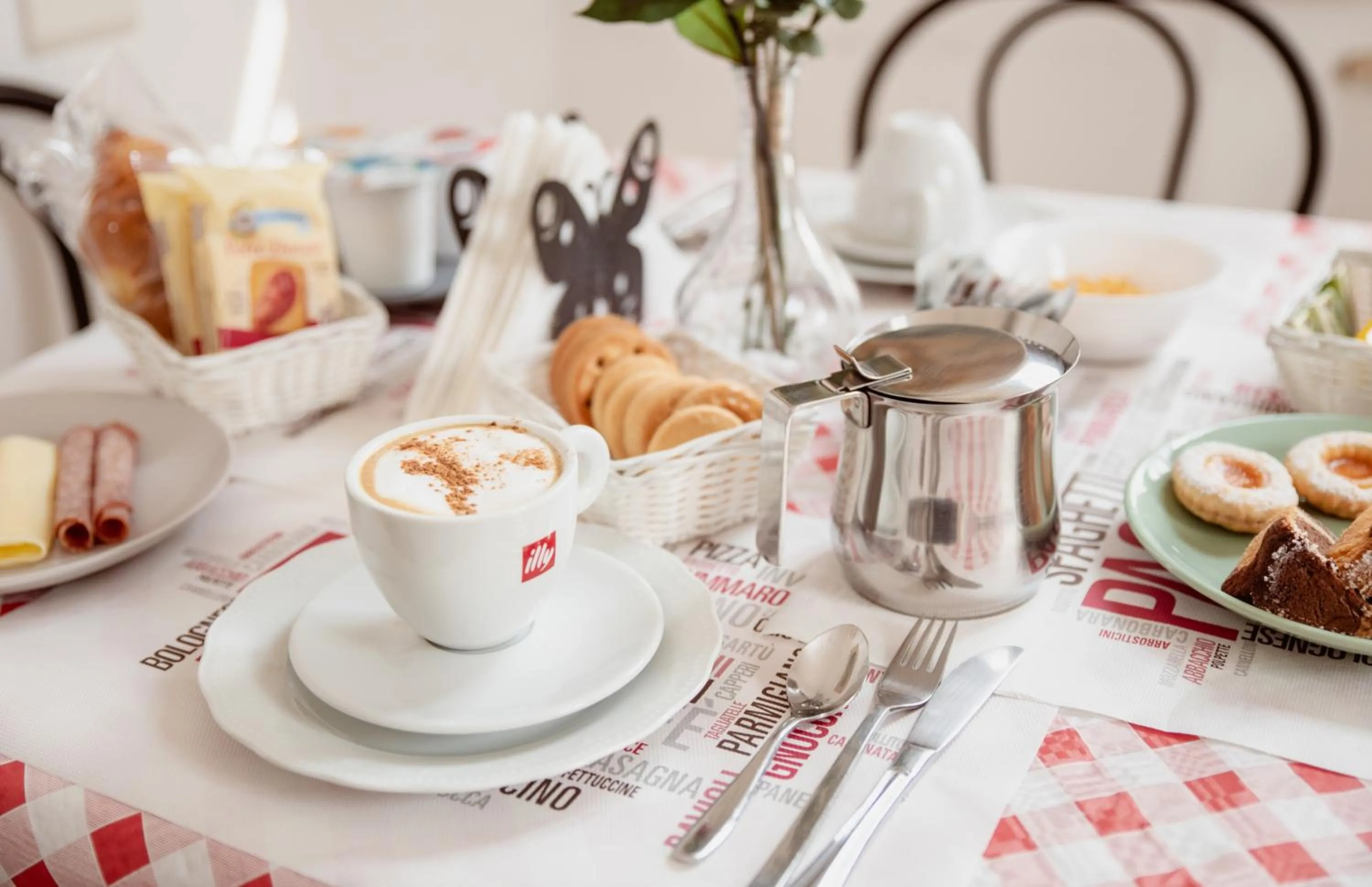 Coffee/tea facilities in B&B Toscana