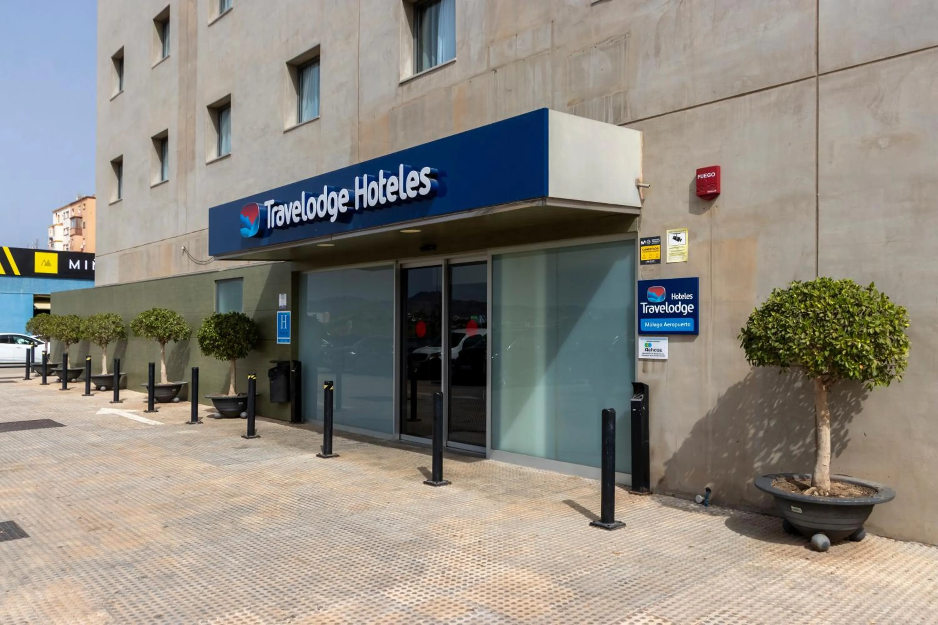 Facade/entrance in Travelodge Málaga Airport
