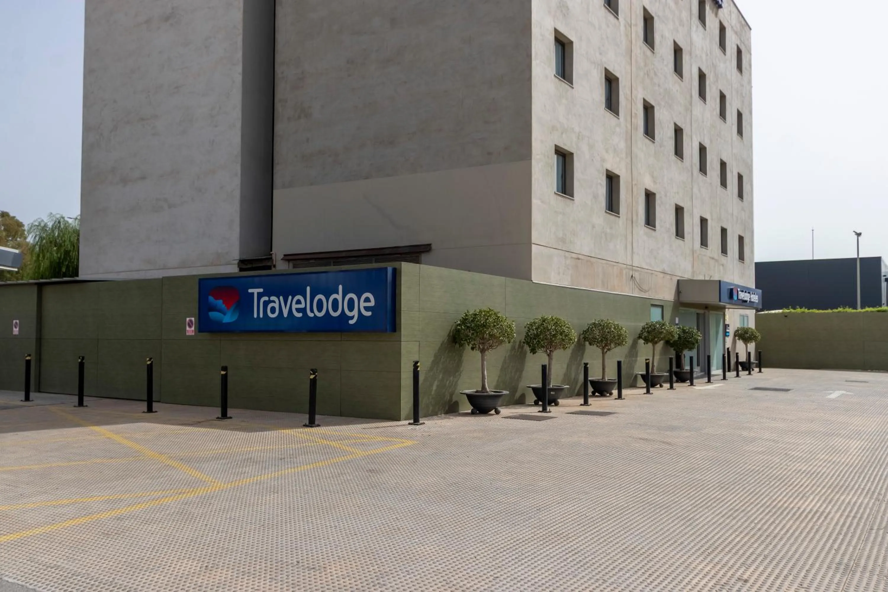 Parking in Travelodge Málaga Airport