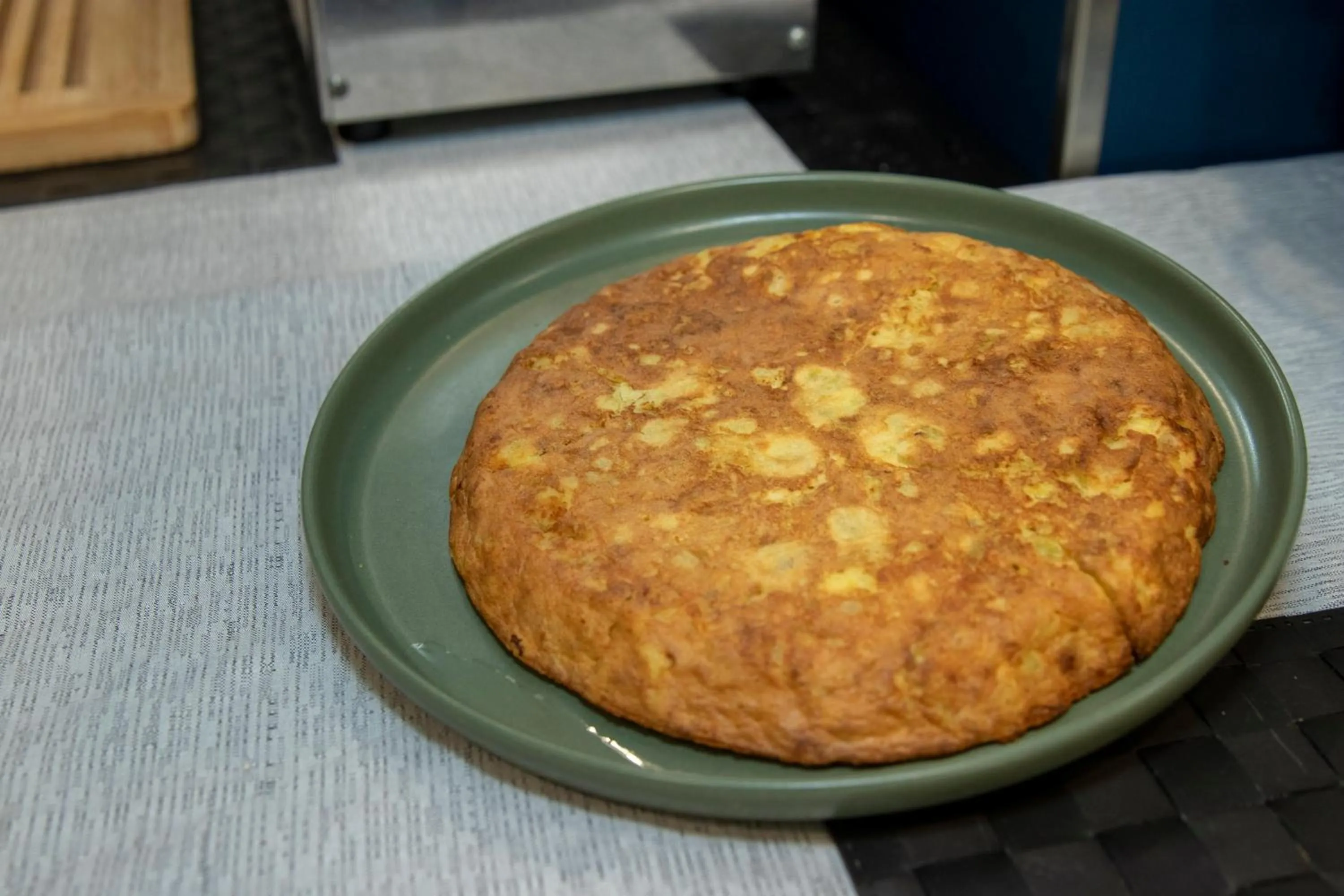 Buffet breakfast in Travelodge Málaga Airport
