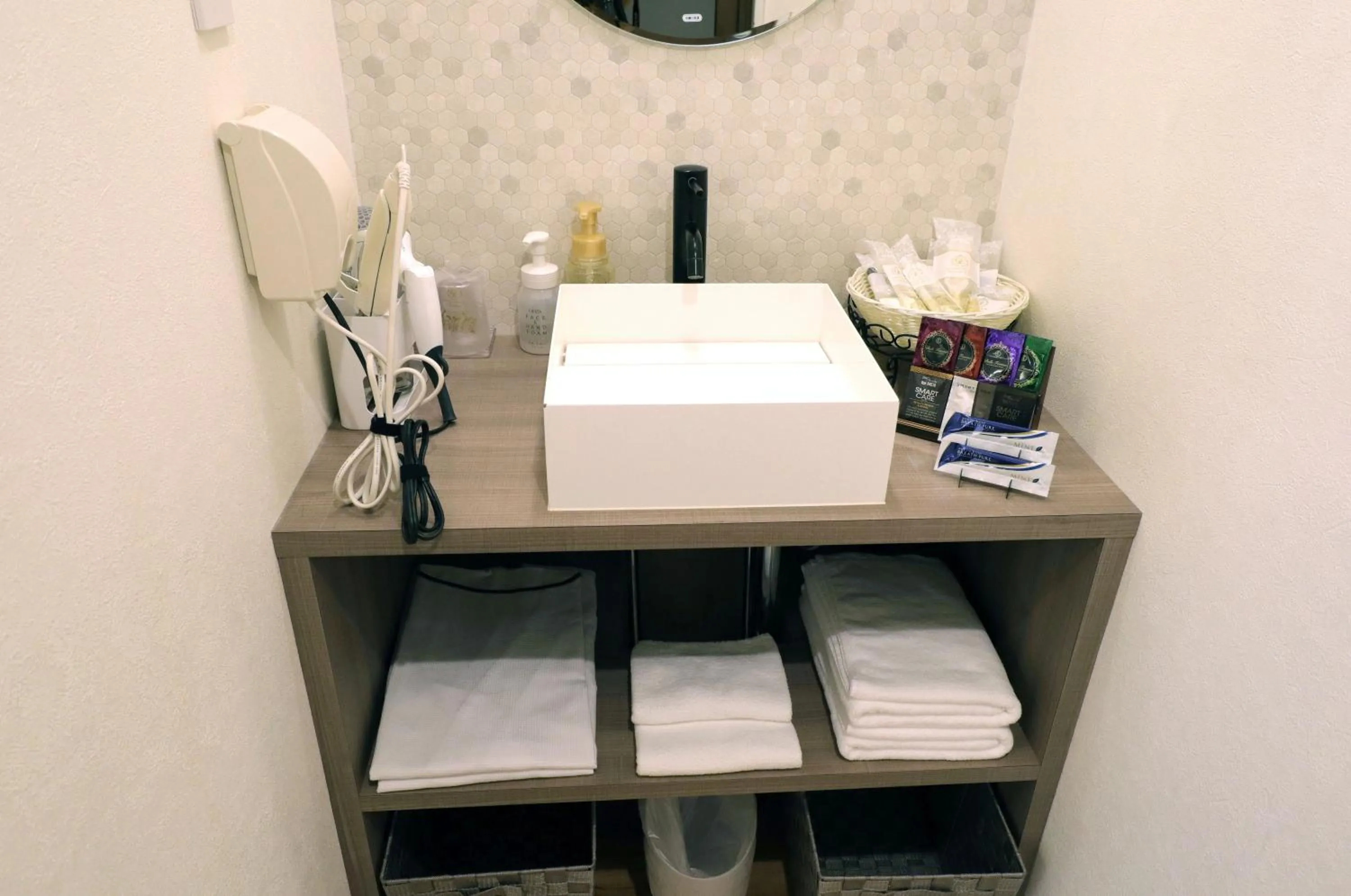 Photo of the whole room in Spa & HOTEL La fontaine