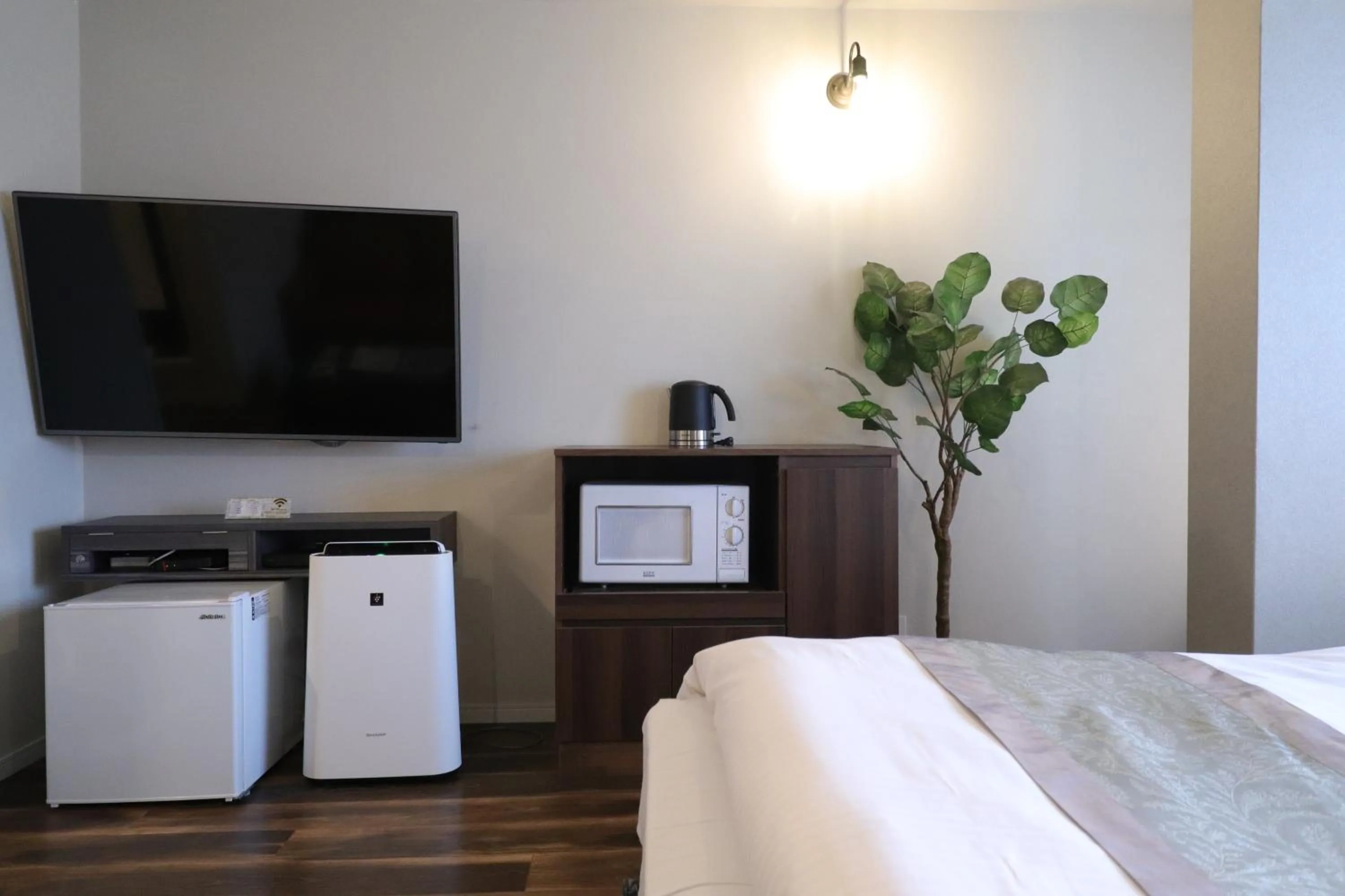 Photo of the whole room, Bed in Spa & HOTEL La fontaine