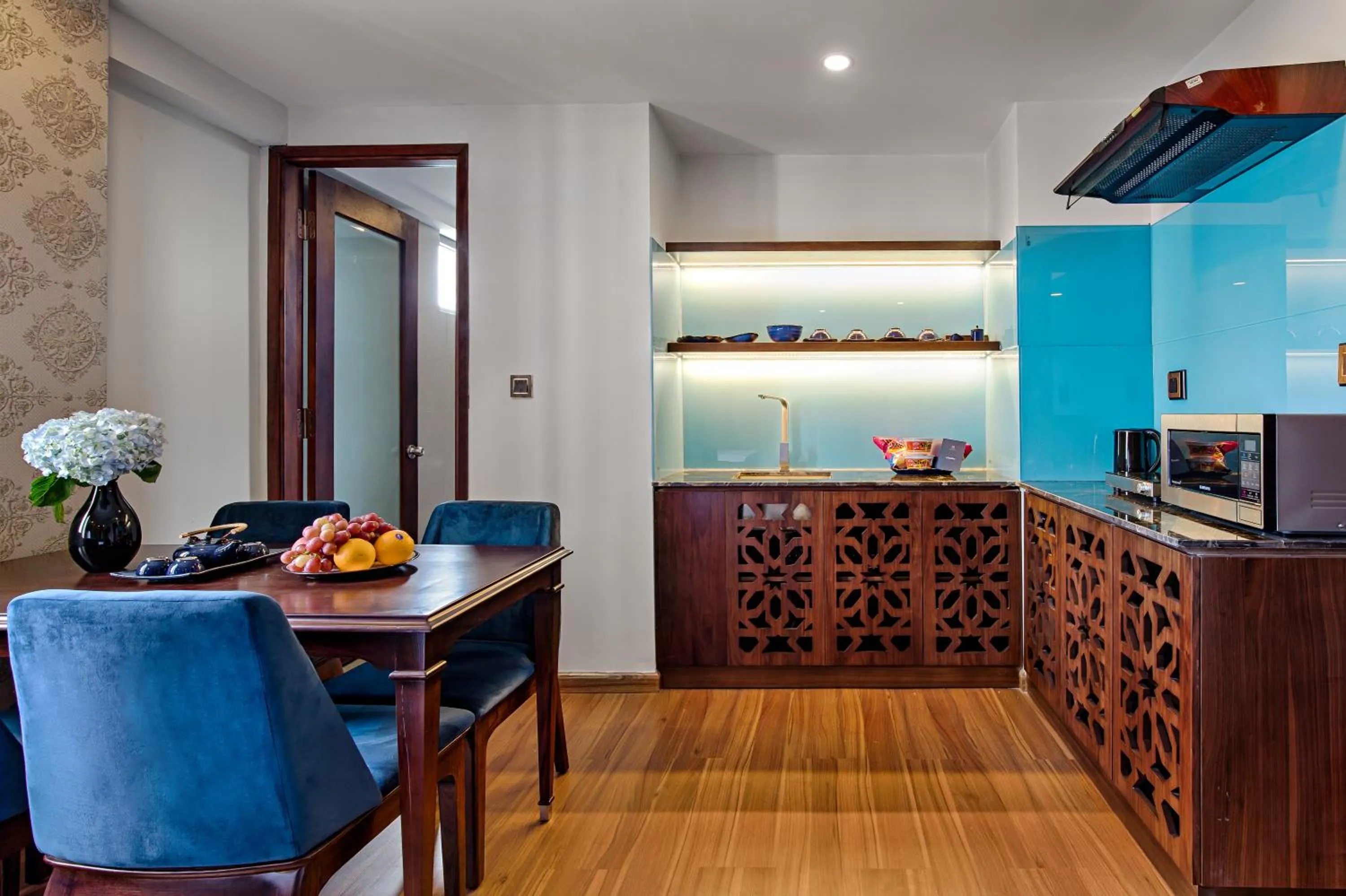 Kitchen or kitchenette in Halina Hotel and Apartment