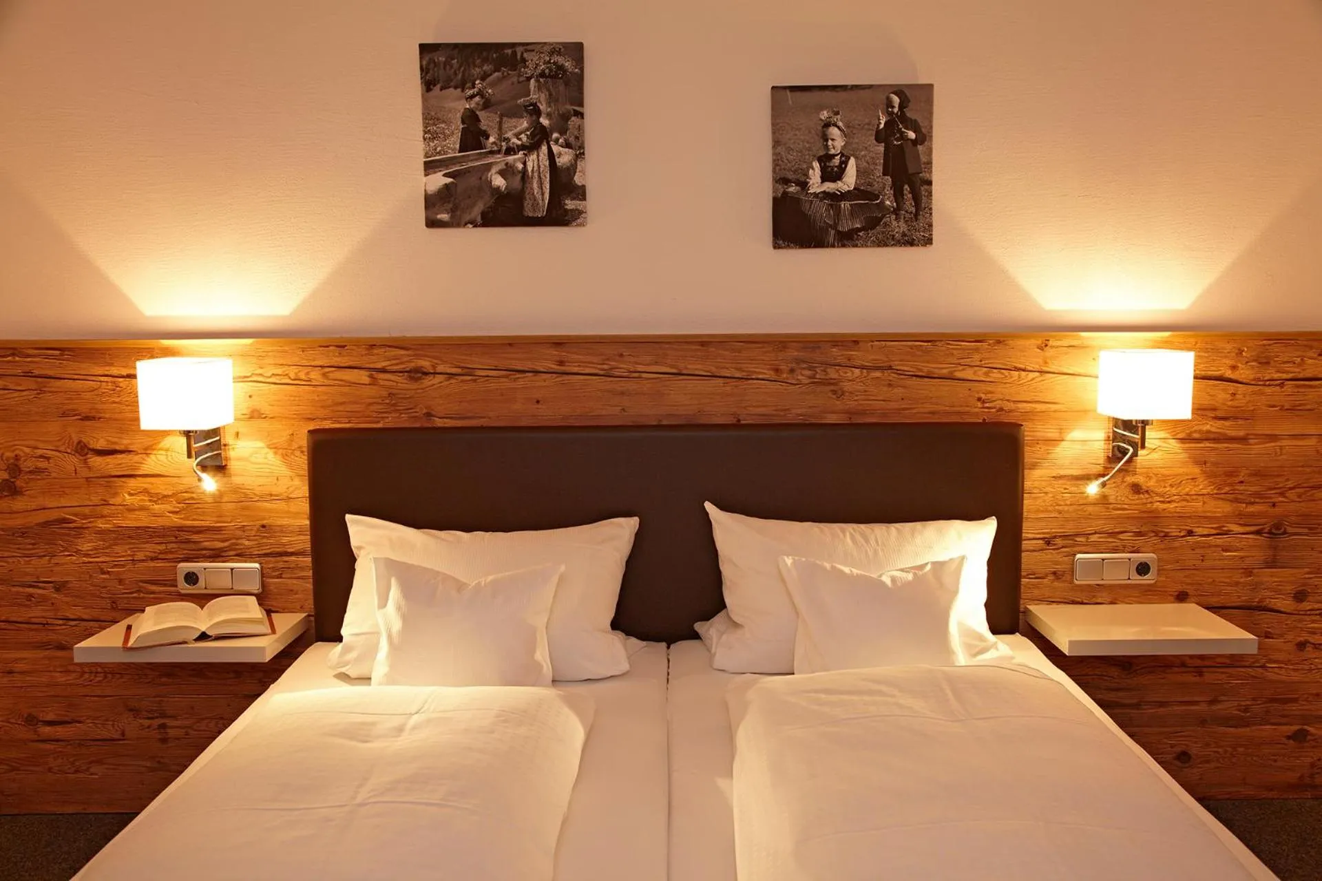 Bedroom, Bed in FEWO Schwandenhof