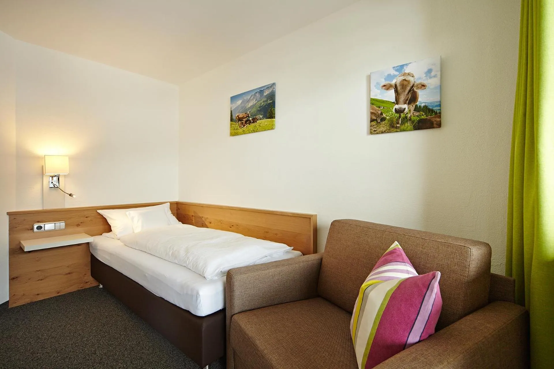 Bedroom, Bed in FEWO Schwandenhof