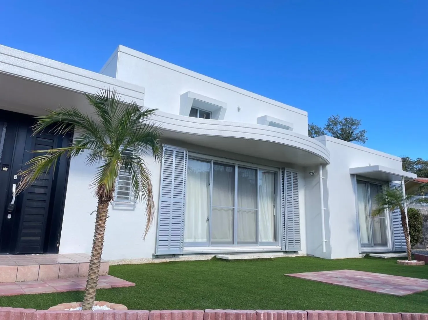 Property building in Rose Terrace Bise