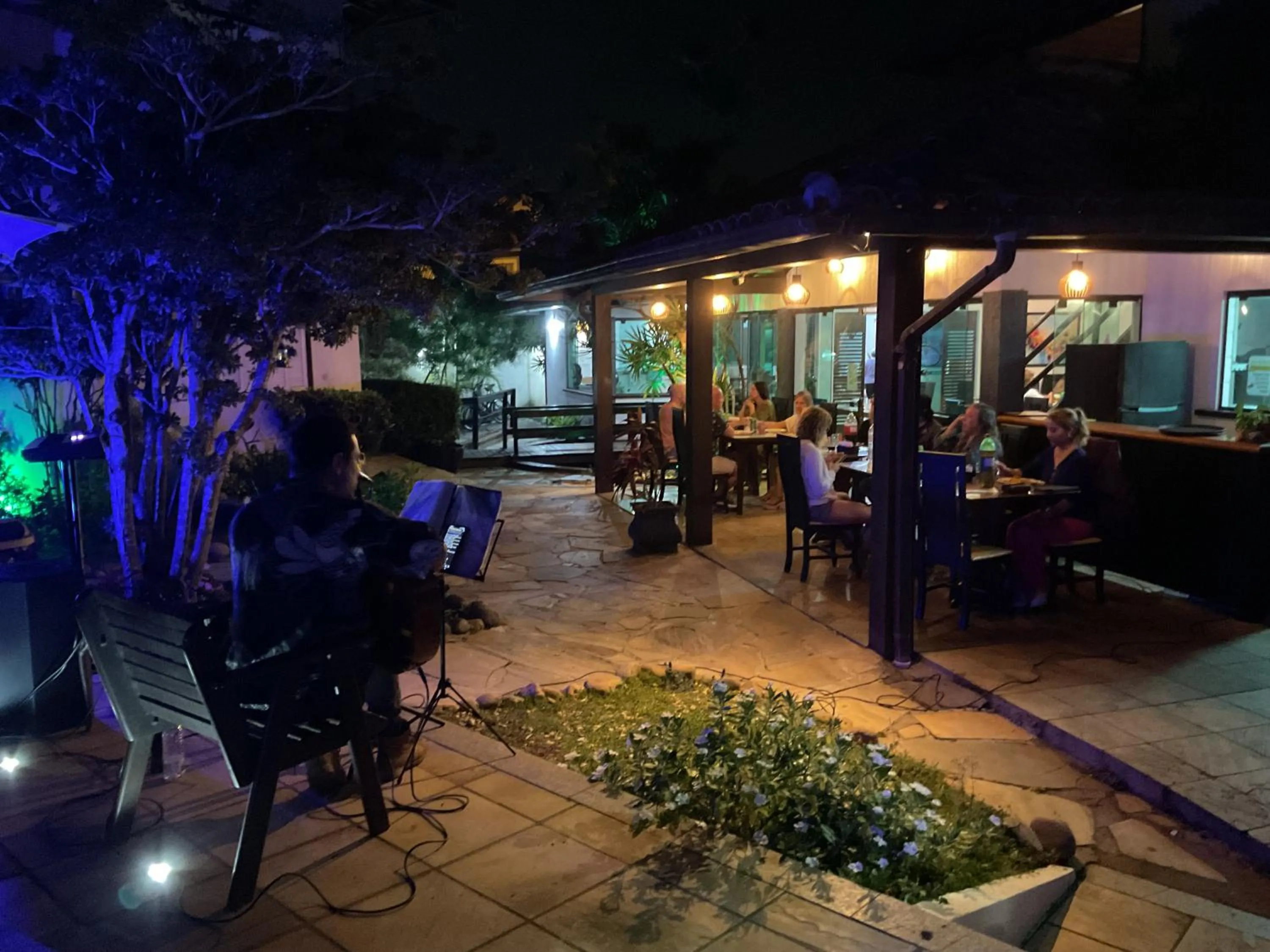 Restaurant/places to eat in Pousada Costa Del Sol