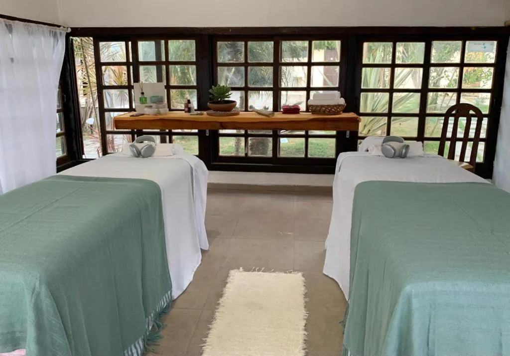 Massage, Bed in Pousada Costa Del Sol